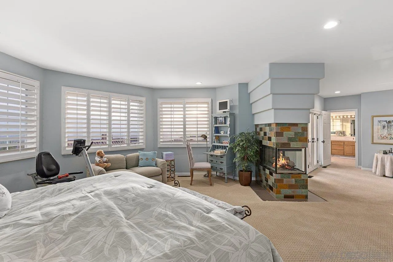 https://cdn.realtyfeed.com/cdn/127/250036548/21ea6f3737a8c817c89c2cfe4debe931.webp