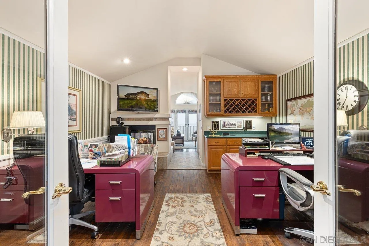 https://cdn.realtyfeed.com/cdn/127/250036548/228303452feaeed49f56b94b7c0f4c50.webp