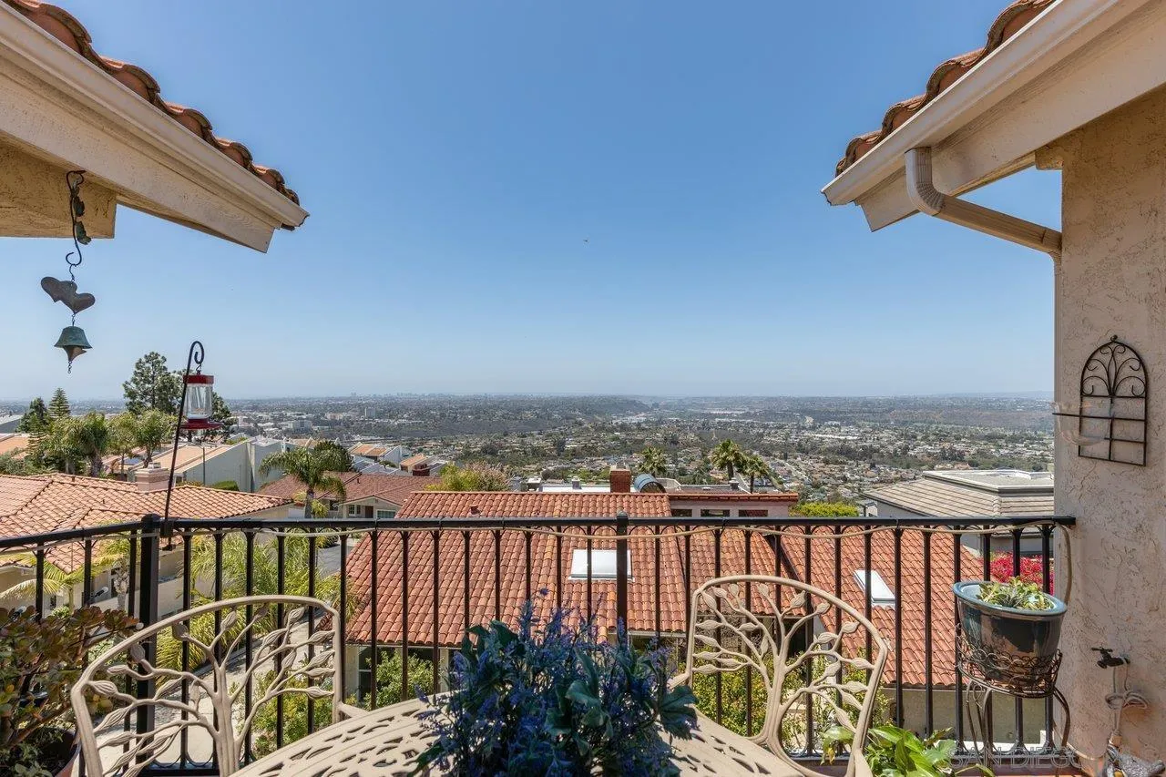 https://cdn.realtyfeed.com/cdn/127/250036548/5c17ed75ae21bbaf54c71fcc4ad3d909.webp