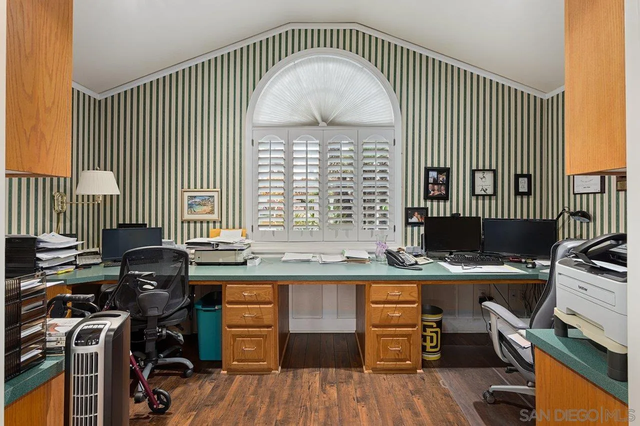 https://cdn.realtyfeed.com/cdn/127/250036548/9531bd62d9a8a3ca0a92518f880cebcc.webp