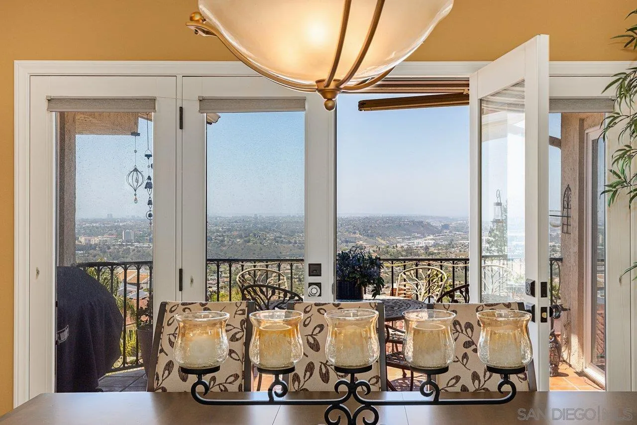 https://cdn.realtyfeed.com/cdn/127/250036548/c919b04a9cf6f8fdc2bd2a3bb9a8555c.webp