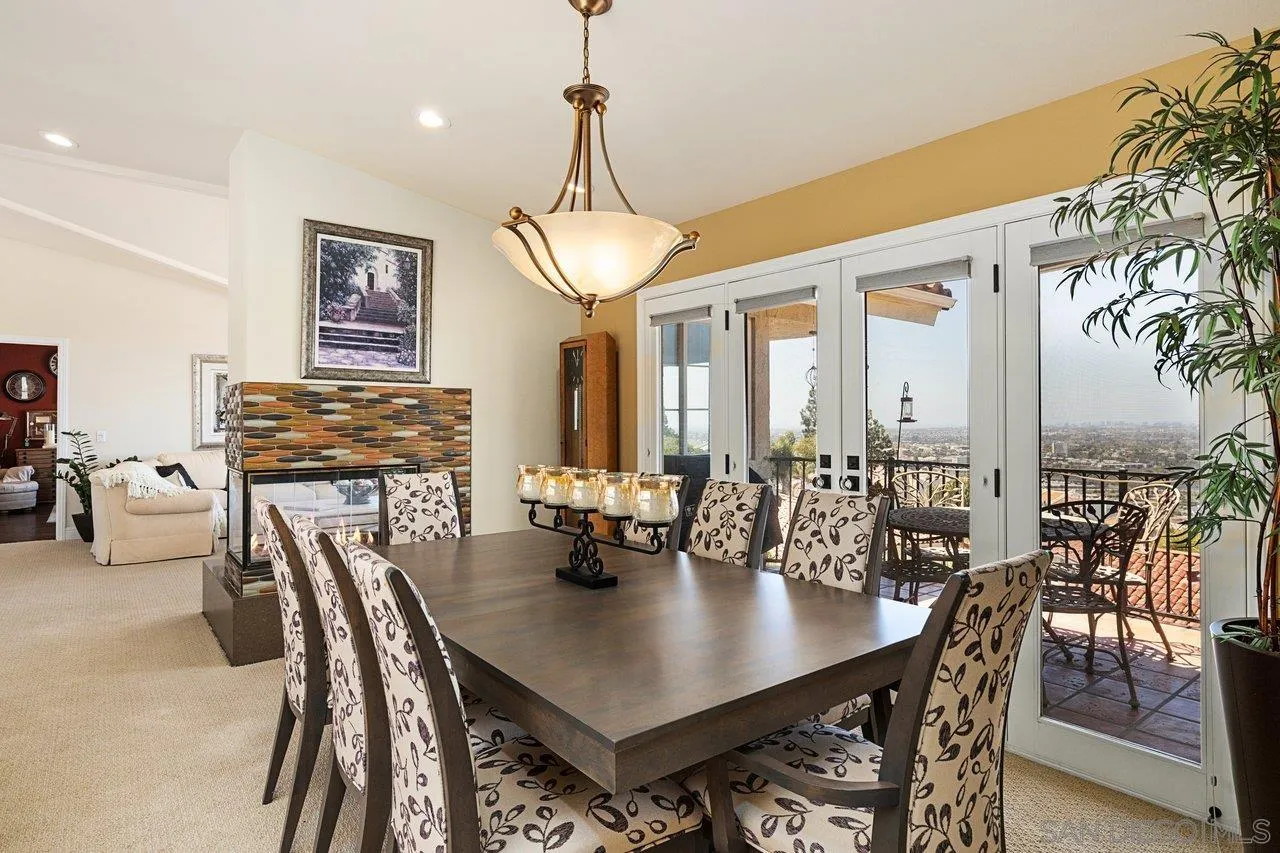 https://cdn.realtyfeed.com/cdn/127/250036548/ed5109d8f7a1e39906972a264357fe4b.webp