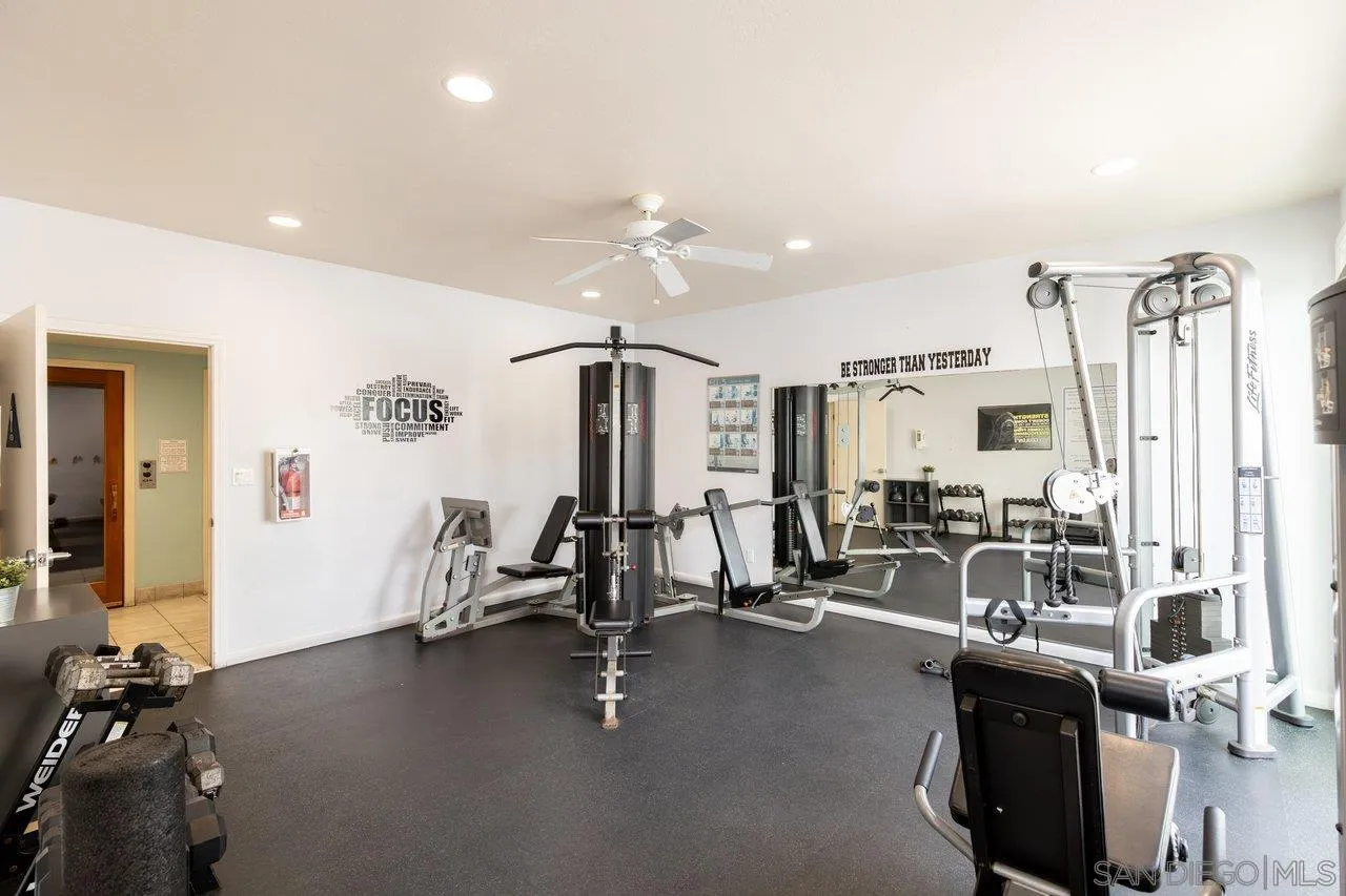 https://cdn.realtyfeed.com/cdn/127/250036548/fc4c57e41f41c83d28393c8904882978.webp