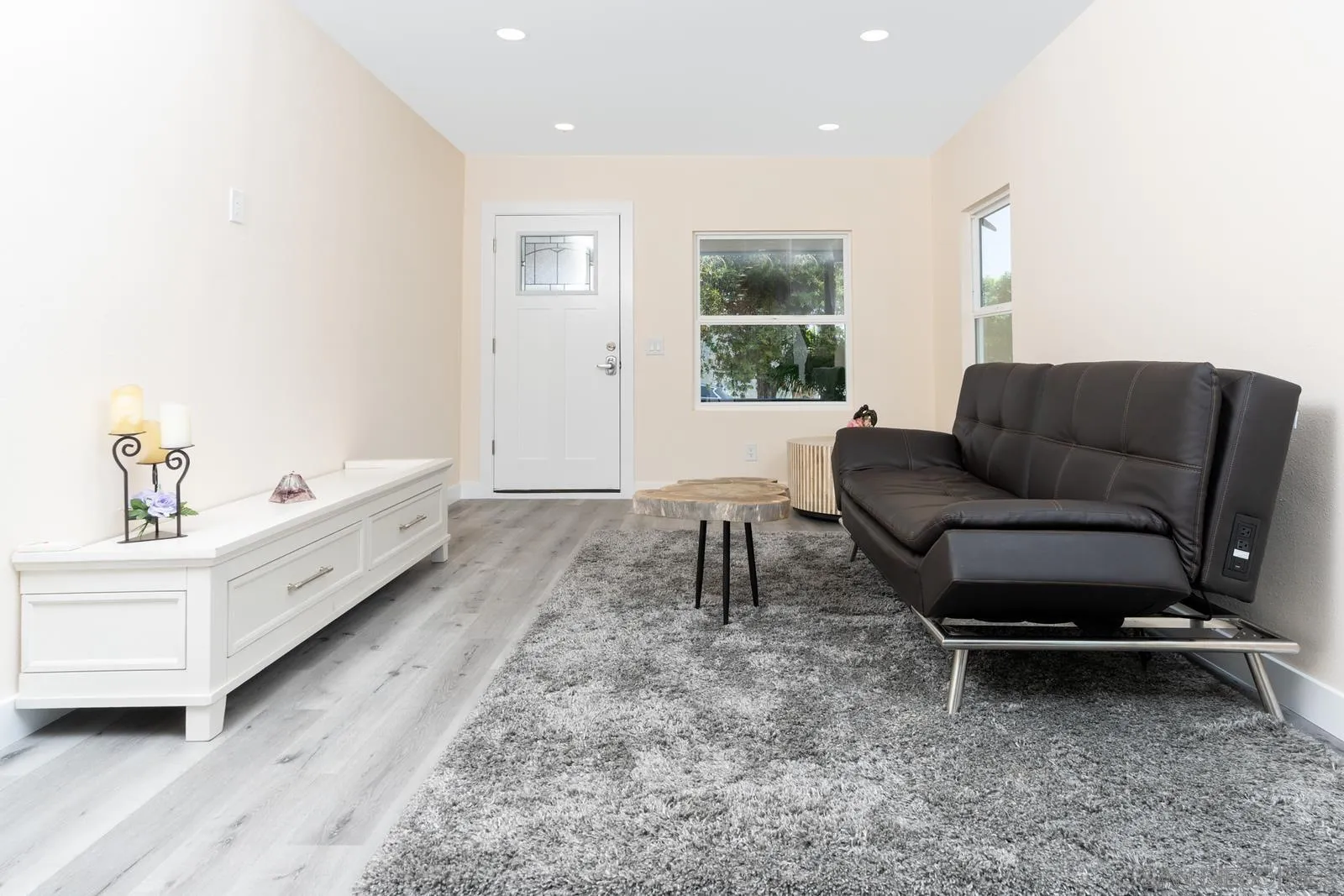 https://cdn.realtyfeed.com/cdn/127/250036549/57768e3c8ad2819e4cca6ad6107204c9.webp