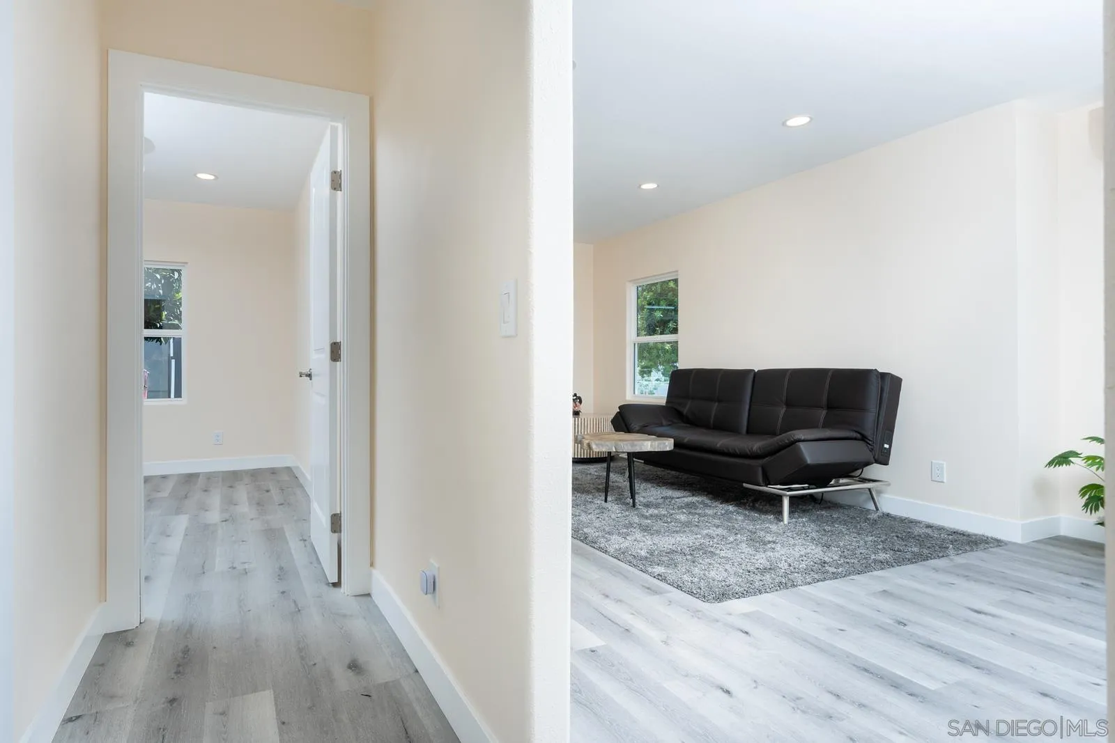 https://cdn.realtyfeed.com/cdn/127/250036549/cbb3637c8665c0d1868dfd20a699e451.webp
