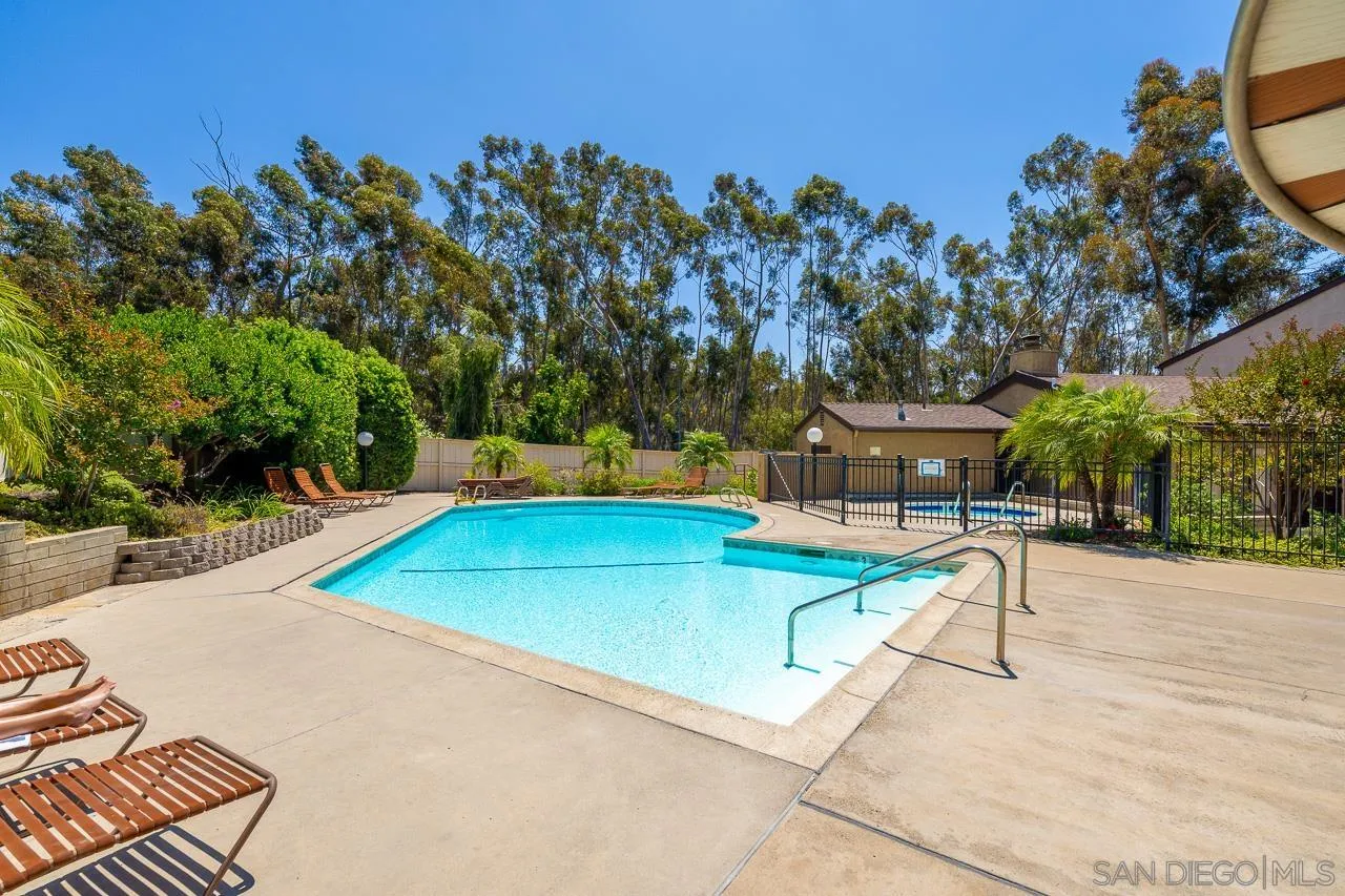 https://cdn.realtyfeed.com/cdn/127/250036554/fe70bc4916d889bddff698f08bf4e3d9.webp
