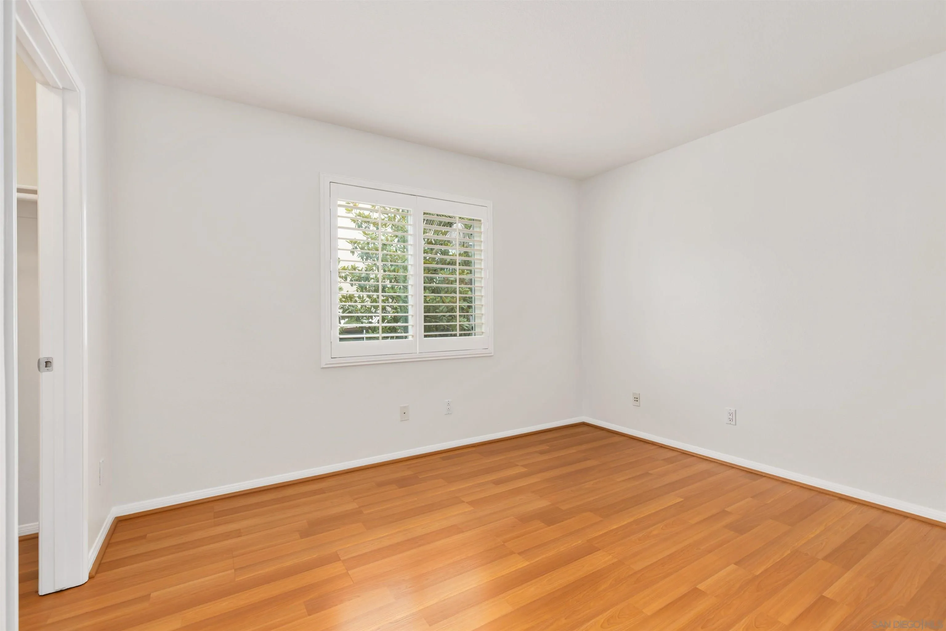 https://cdn.realtyfeed.com/cdn/127/250036558/252f5f2b7bc7639cab659ebab43ec2d9.webp