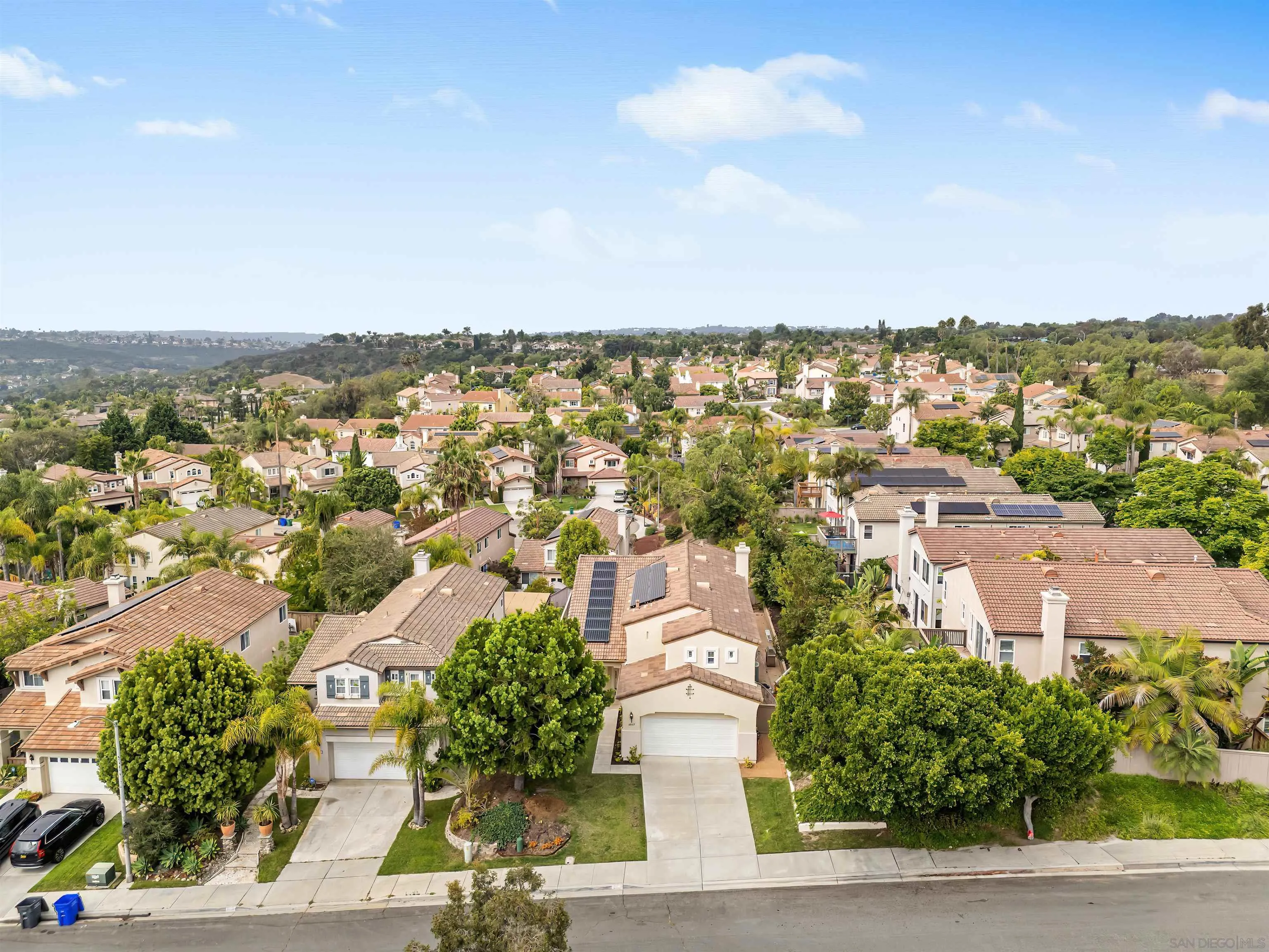 https://cdn.realtyfeed.com/cdn/127/250036558/654a50128df0a1396cfb369feb64aef6.webp