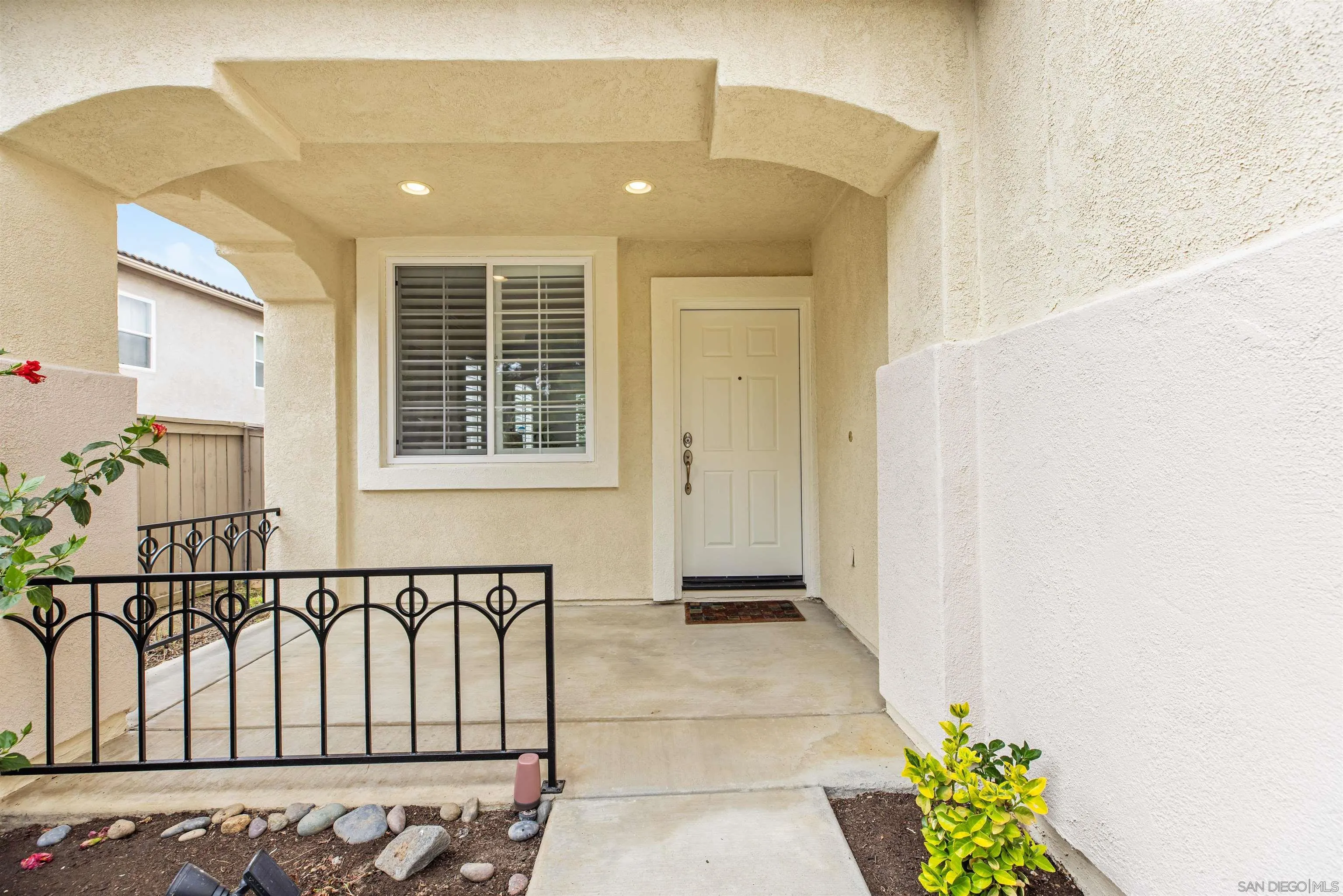 https://cdn.realtyfeed.com/cdn/127/250036558/8b1a4dccd02a09706825c776a1f854af.webp