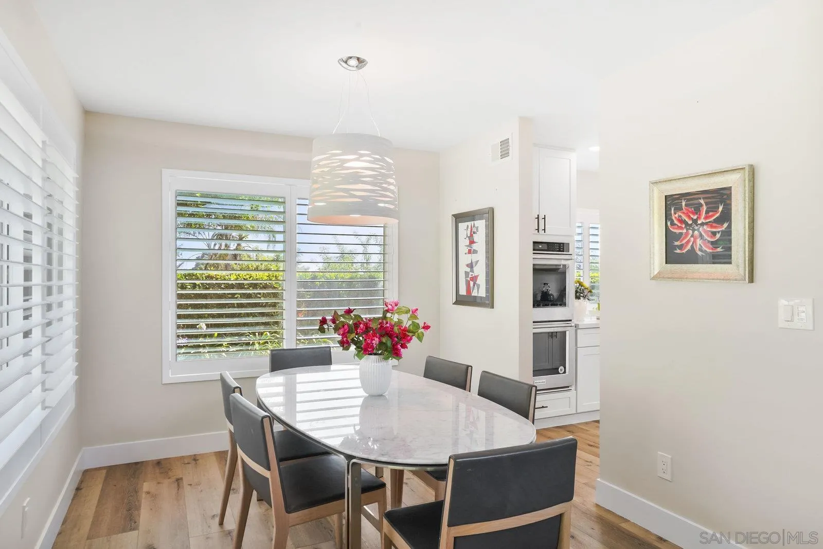 https://cdn.realtyfeed.com/cdn/127/250036559/6124ec113cbe93d2410fbdfea7dc2ac6.webp