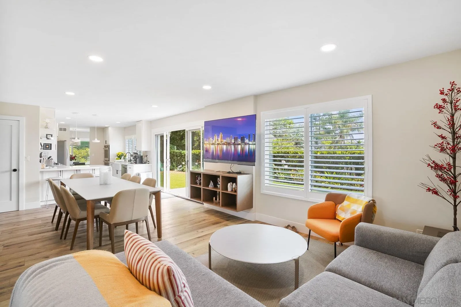 https://cdn.realtyfeed.com/cdn/127/250036559/89cef5c658ed5330df0f62ae8eb86292.webp