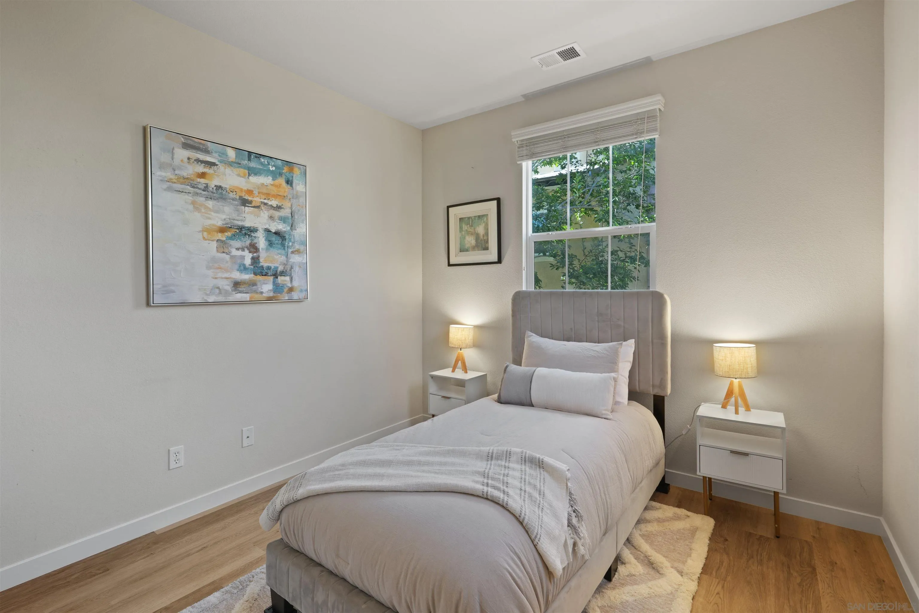 https://cdn.realtyfeed.com/cdn/127/250036561/125491e1e4ee5d4d6907c00c880823f7.webp