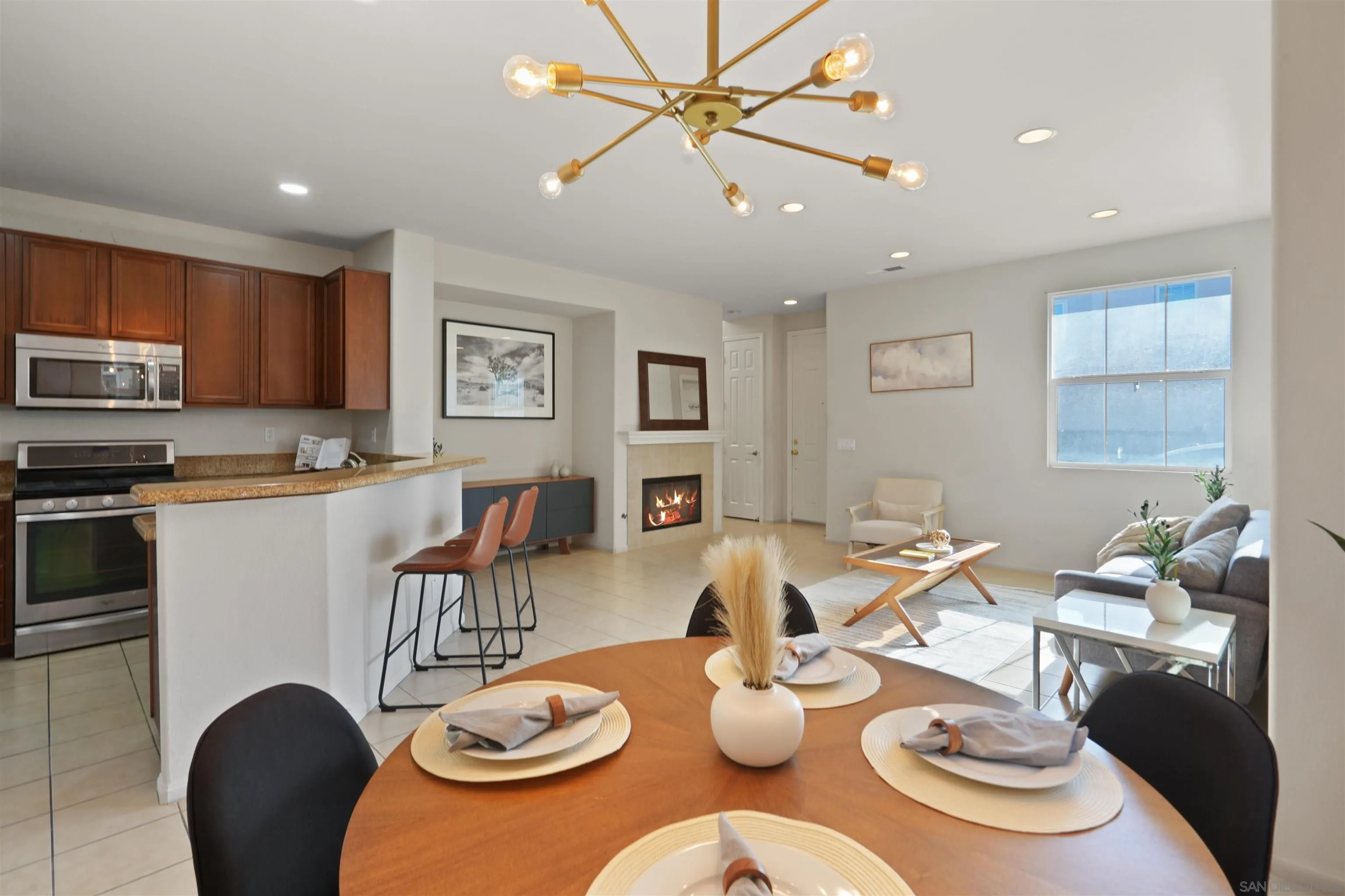 https://cdn.realtyfeed.com/cdn/127/250036561/14009c7ce9c5c31cdc88471bbf0ba6fe.webp
