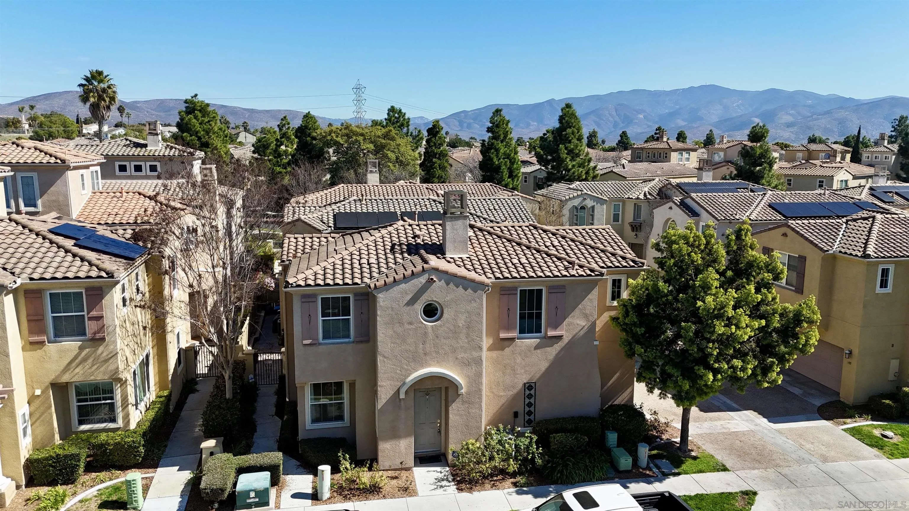 https://cdn.realtyfeed.com/cdn/127/250036561/3d96ba70d960b4aadc65cecb74a7d260.webp
