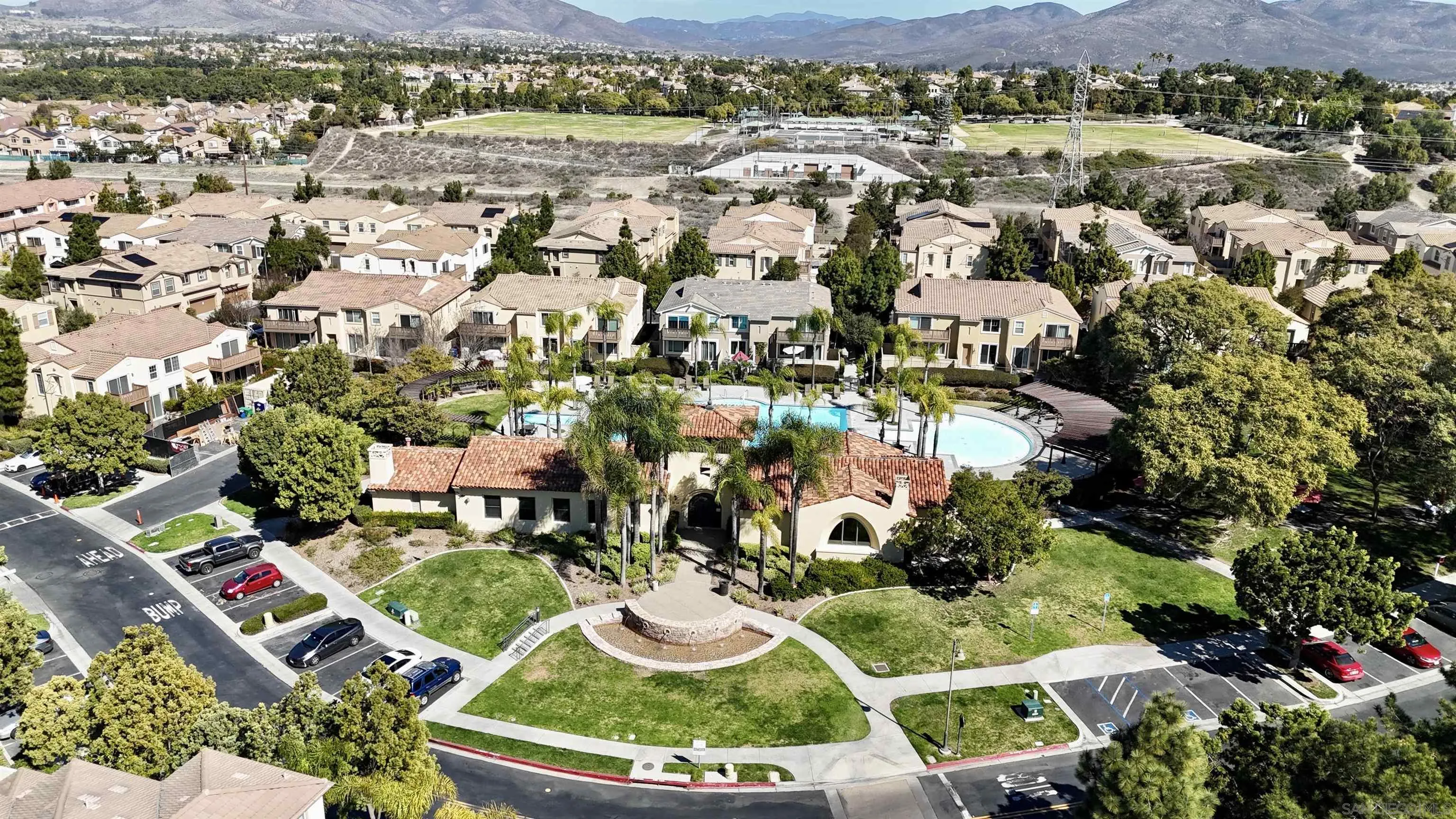 https://cdn.realtyfeed.com/cdn/127/250036561/d624d8593862fcd9871fa6ee0393f80c.webp