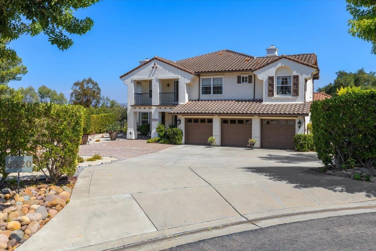 https://cdn.realtyfeed.com/cdn/127/250036563/1092c849841386b5fc2c16c060443d15.webp
