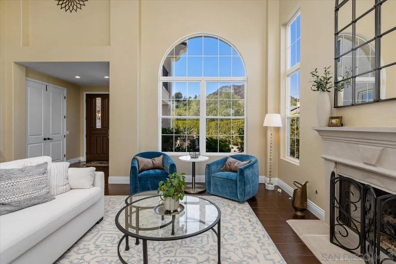 https://cdn.realtyfeed.com/cdn/127/250036563/2b68f85c8ec5907da62f26bec14f6c18.webp