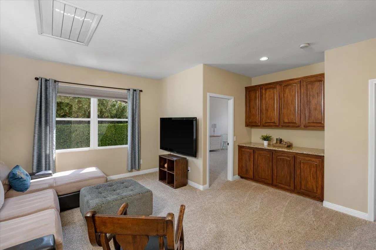 https://cdn.realtyfeed.com/cdn/127/250036563/5480d73845476355768402803e2bcfdb.webp
