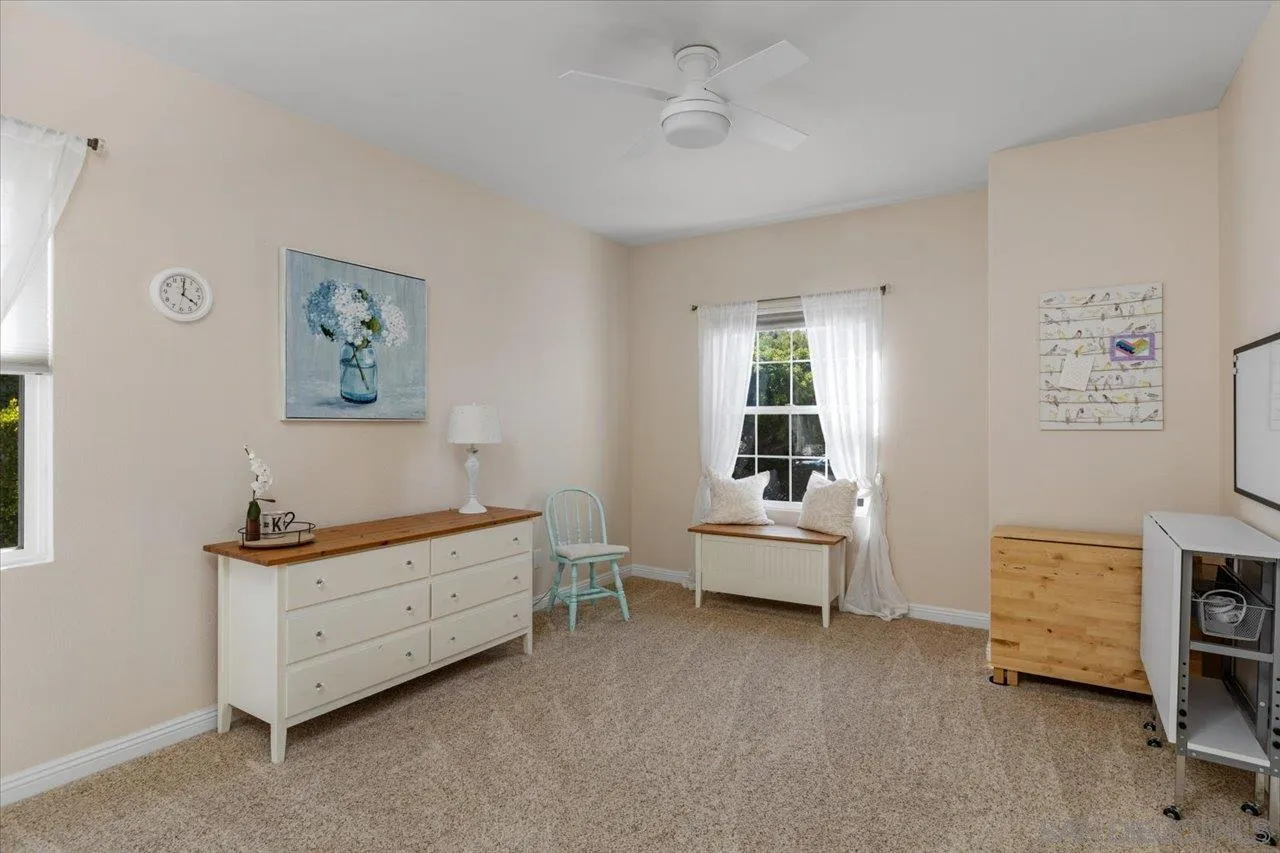 https://cdn.realtyfeed.com/cdn/127/250036563/cc15fa221acf946f547fa7d41007a53c.webp