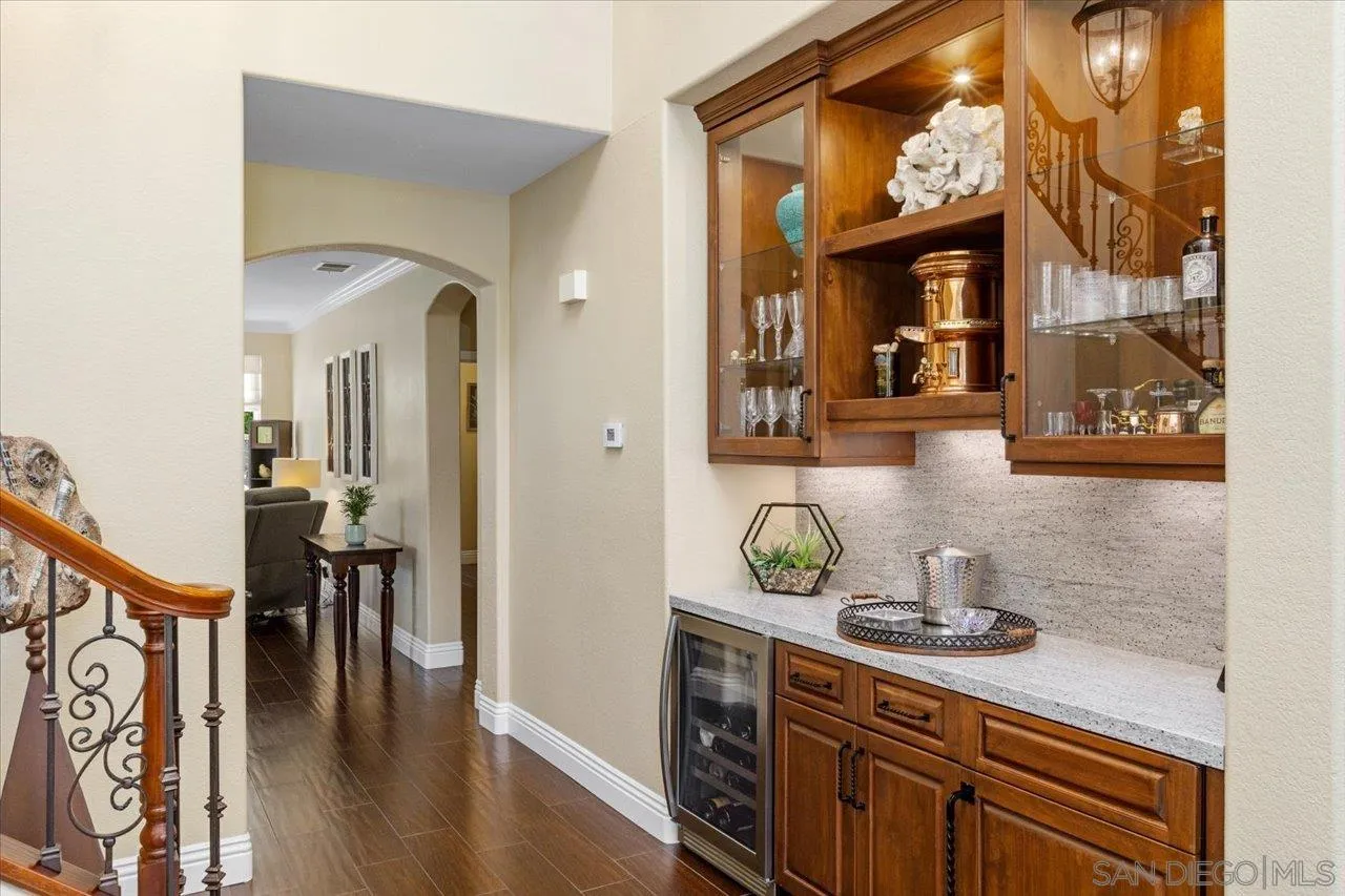 https://cdn.realtyfeed.com/cdn/127/250036563/de8012a2094f3eb2e52f2d3ac9ac7ffa.webp