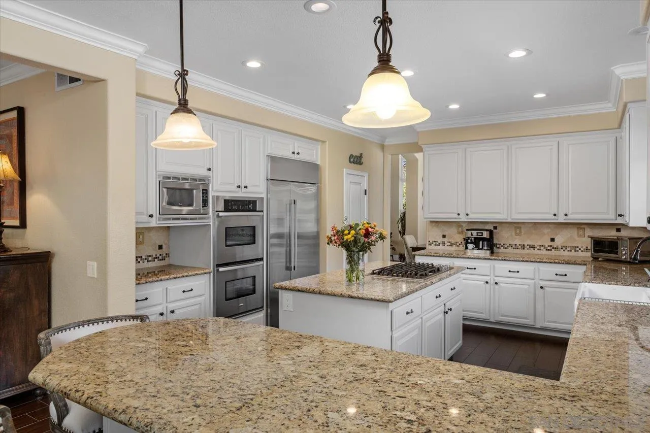 https://cdn.realtyfeed.com/cdn/127/250036563/e013a4254e6b71c181bca0dd0051c0ce.webp