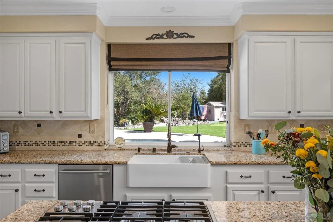 https://cdn.realtyfeed.com/cdn/127/250036563/e12a466c57e48738b2e72f6d1b723f41.webp