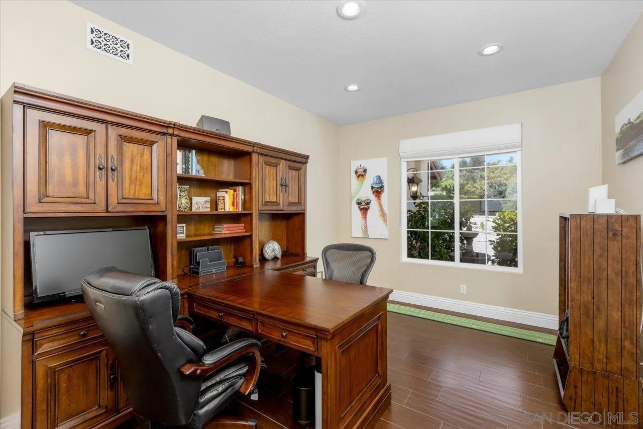 https://cdn.realtyfeed.com/cdn/127/250036563/e786088594d568fc22b834dbd6669711.webp