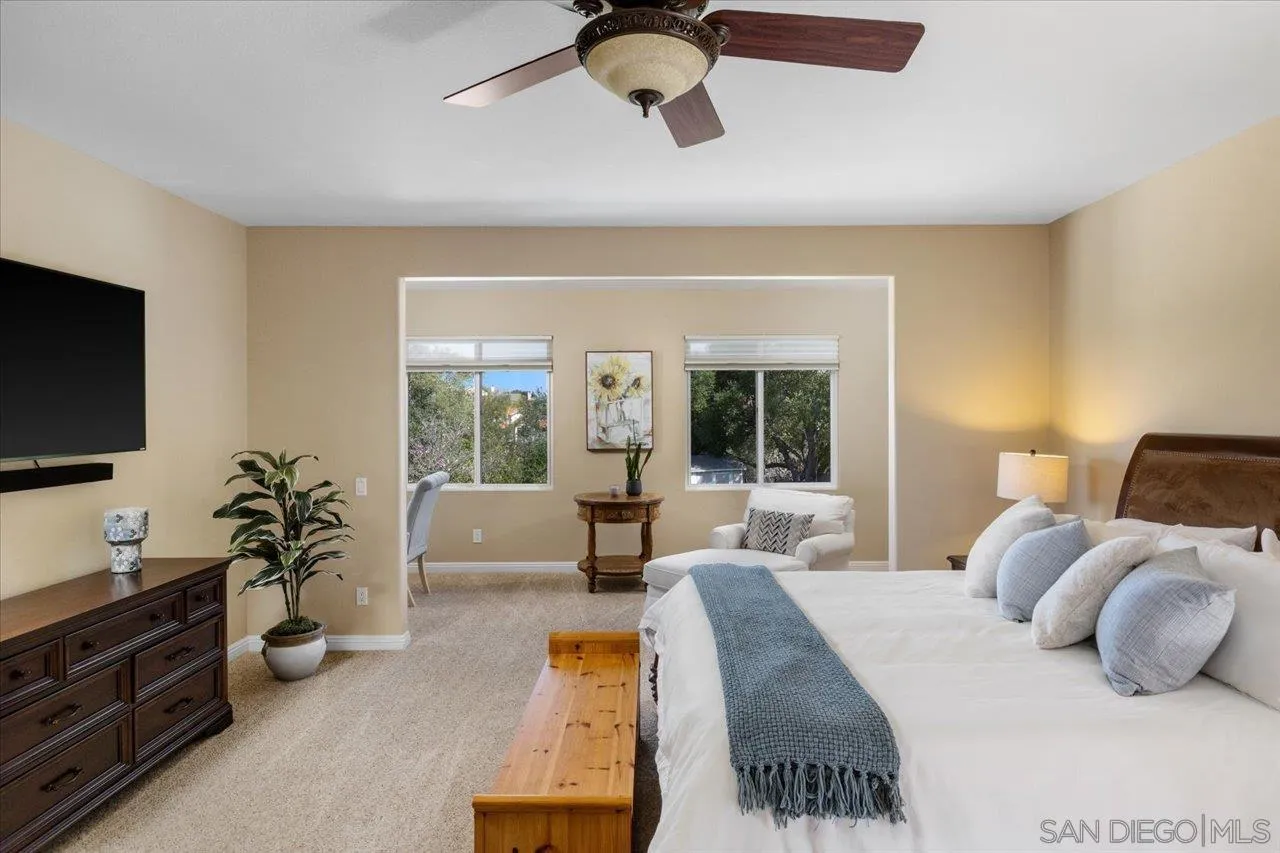 https://cdn.realtyfeed.com/cdn/127/250036563/f72df120f57419e80a2ca9a433b62dd5.webp