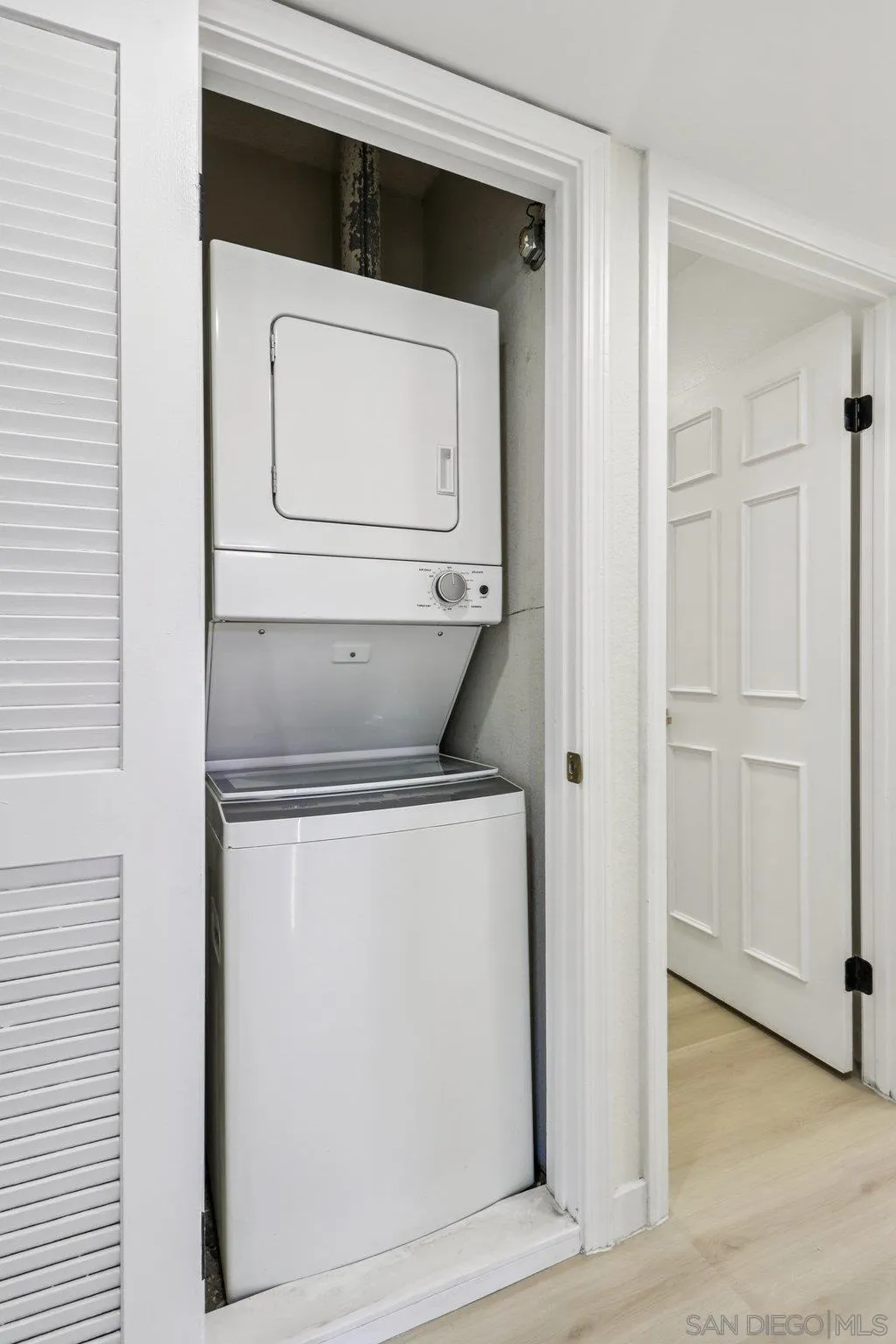 Photo #35: 250036564 Listing: Photo #35