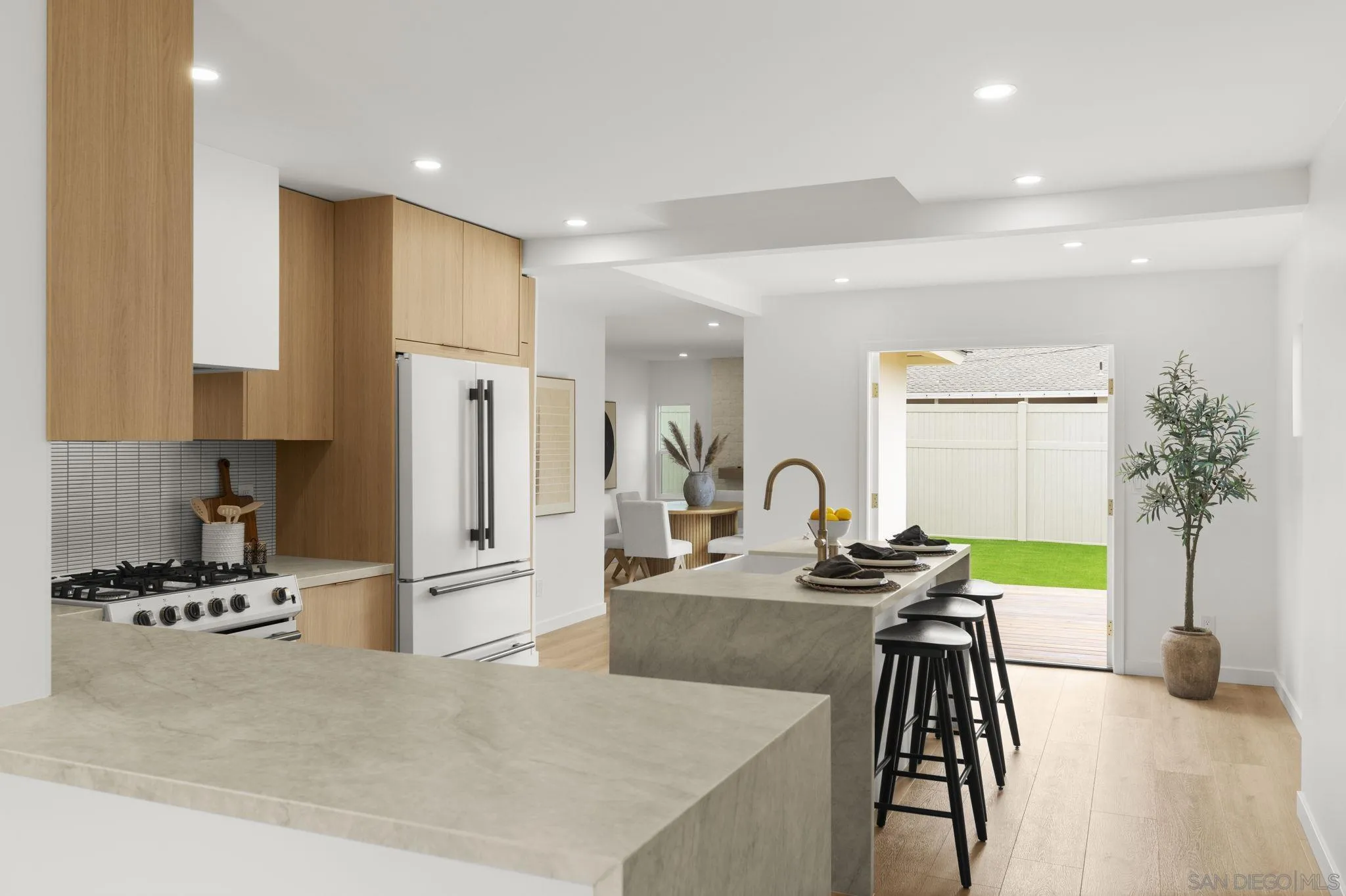 https://cdn.realtyfeed.com/cdn/127/250036565/6be18fa3c0da8a53450d244bbd18e319.webp