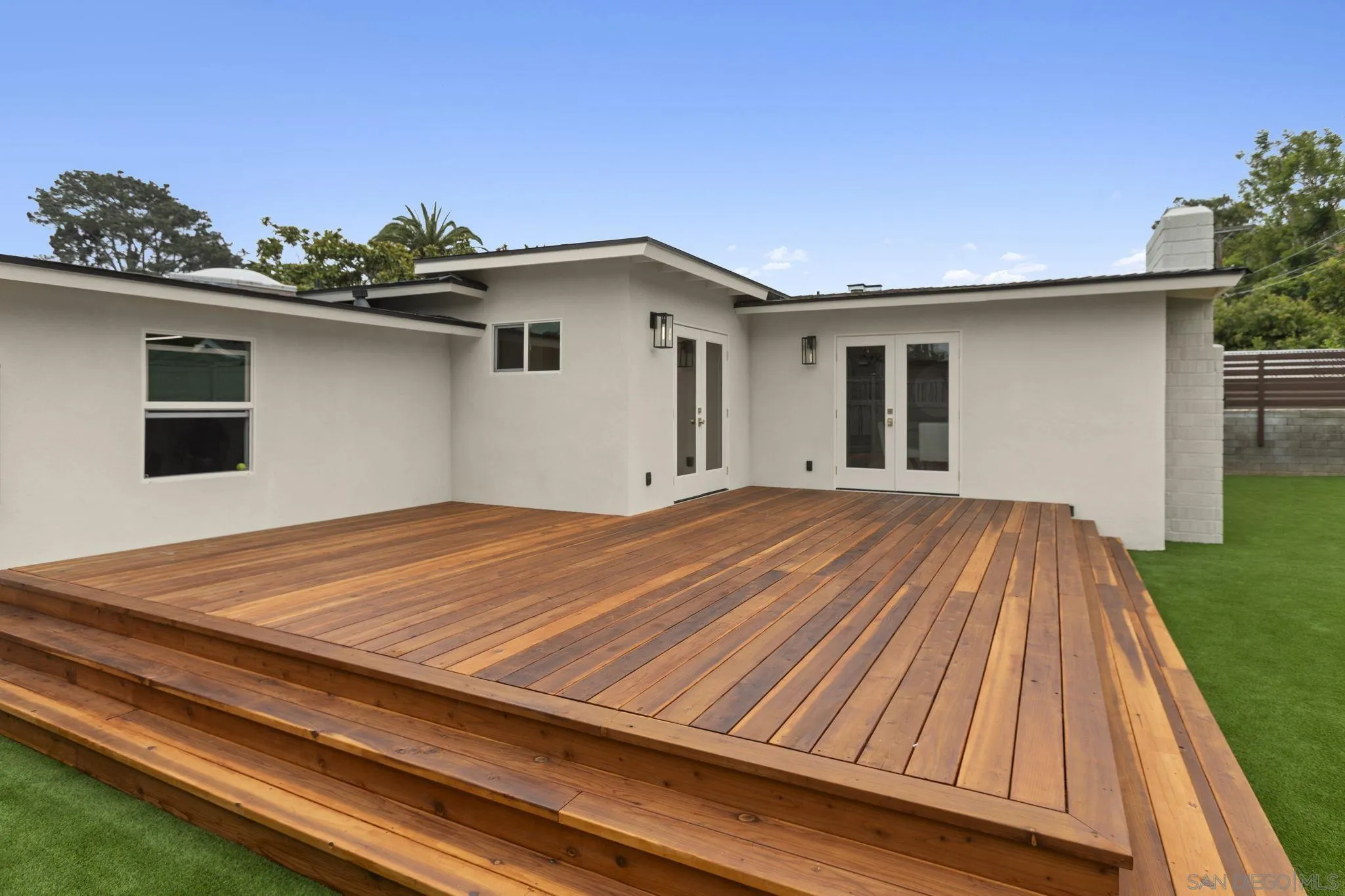 https://cdn.realtyfeed.com/cdn/127/250036565/ba9250ef97f5f507cc66af243a45711f.webp