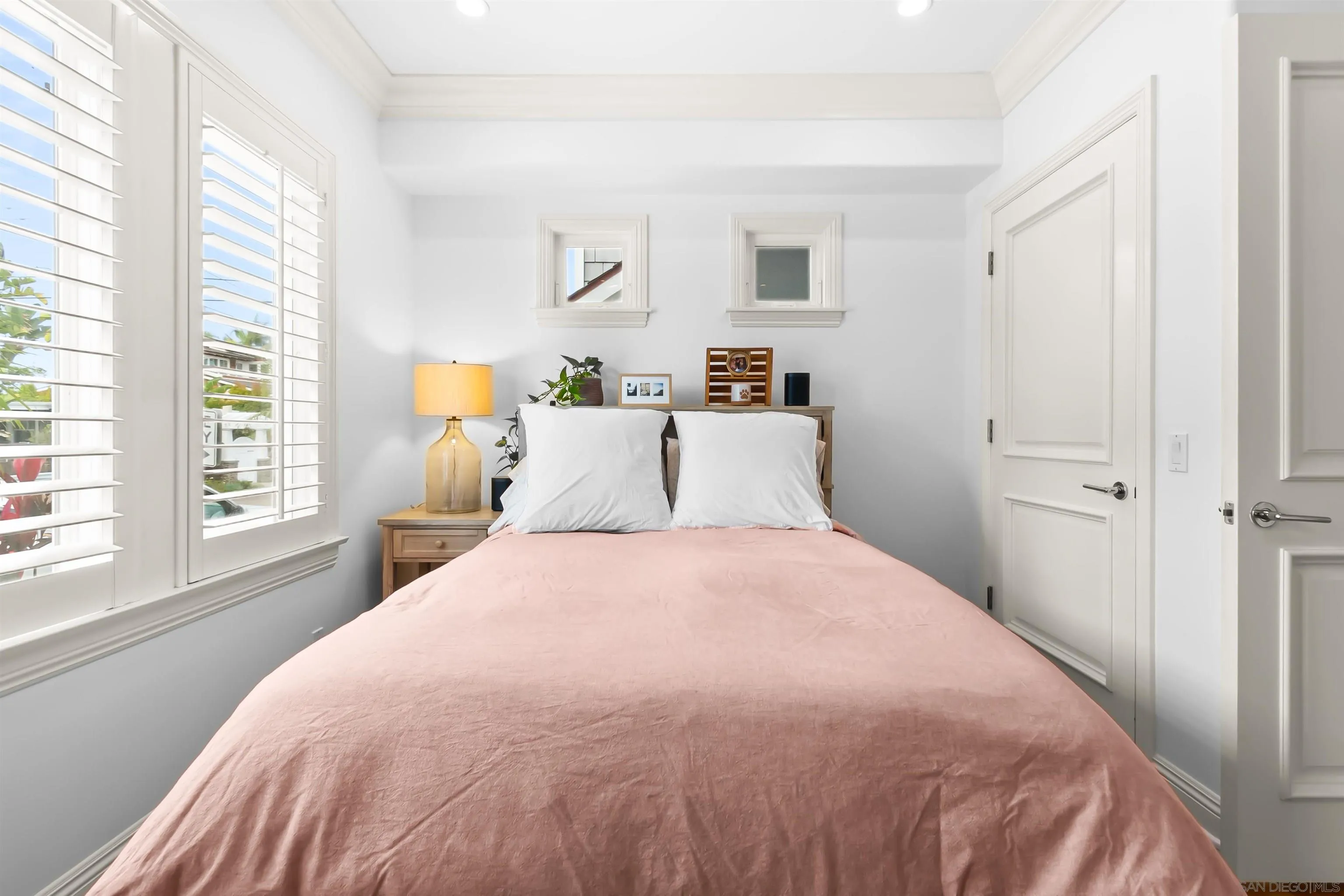 https://cdn.realtyfeed.com/cdn/127/250036566/142e99a50e20a60959cfc3649ab7d949.webp