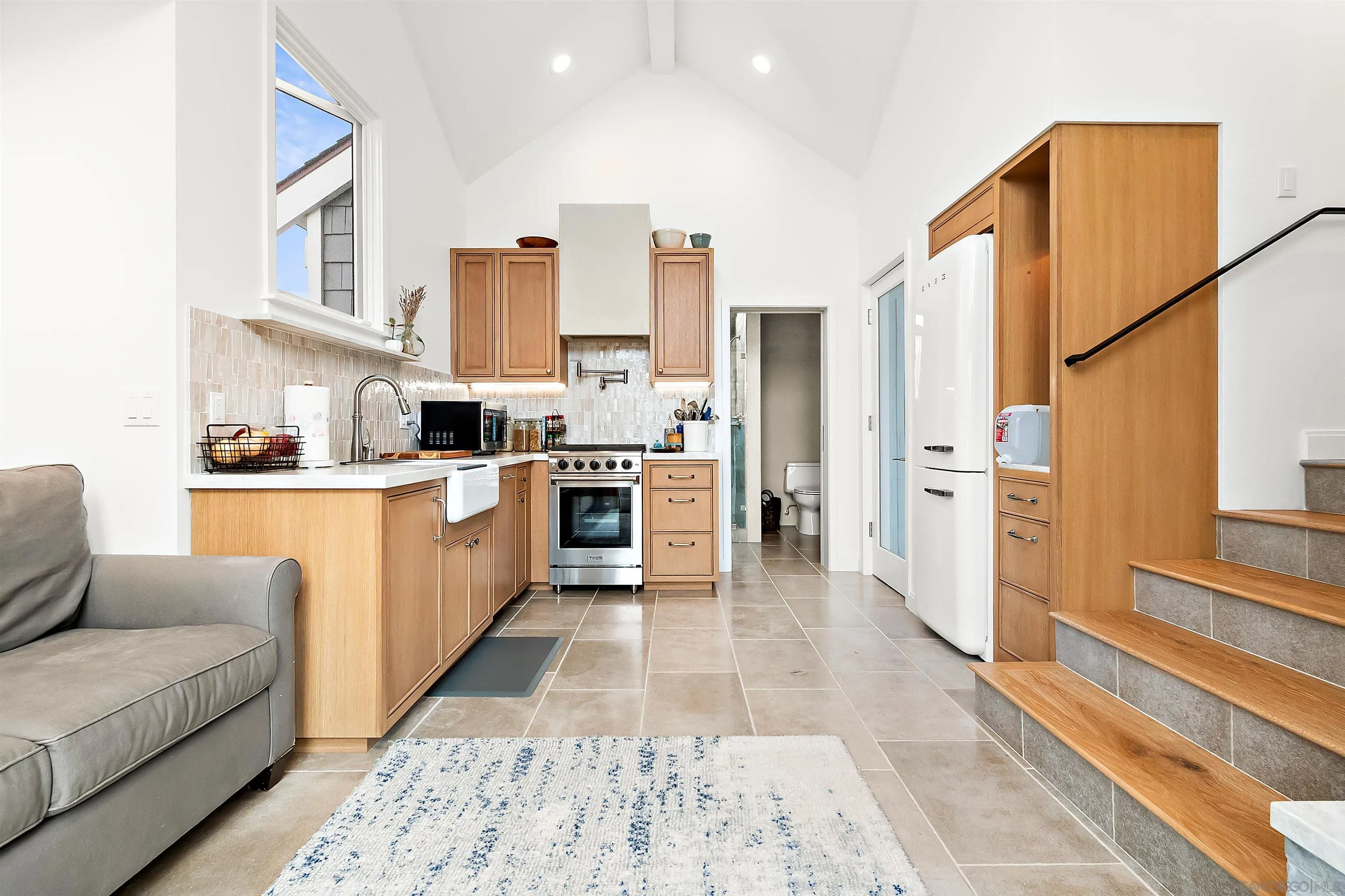 https://cdn.realtyfeed.com/cdn/127/250036566/2bb6f3249c0d7d9961b35acce459fce5.webp
