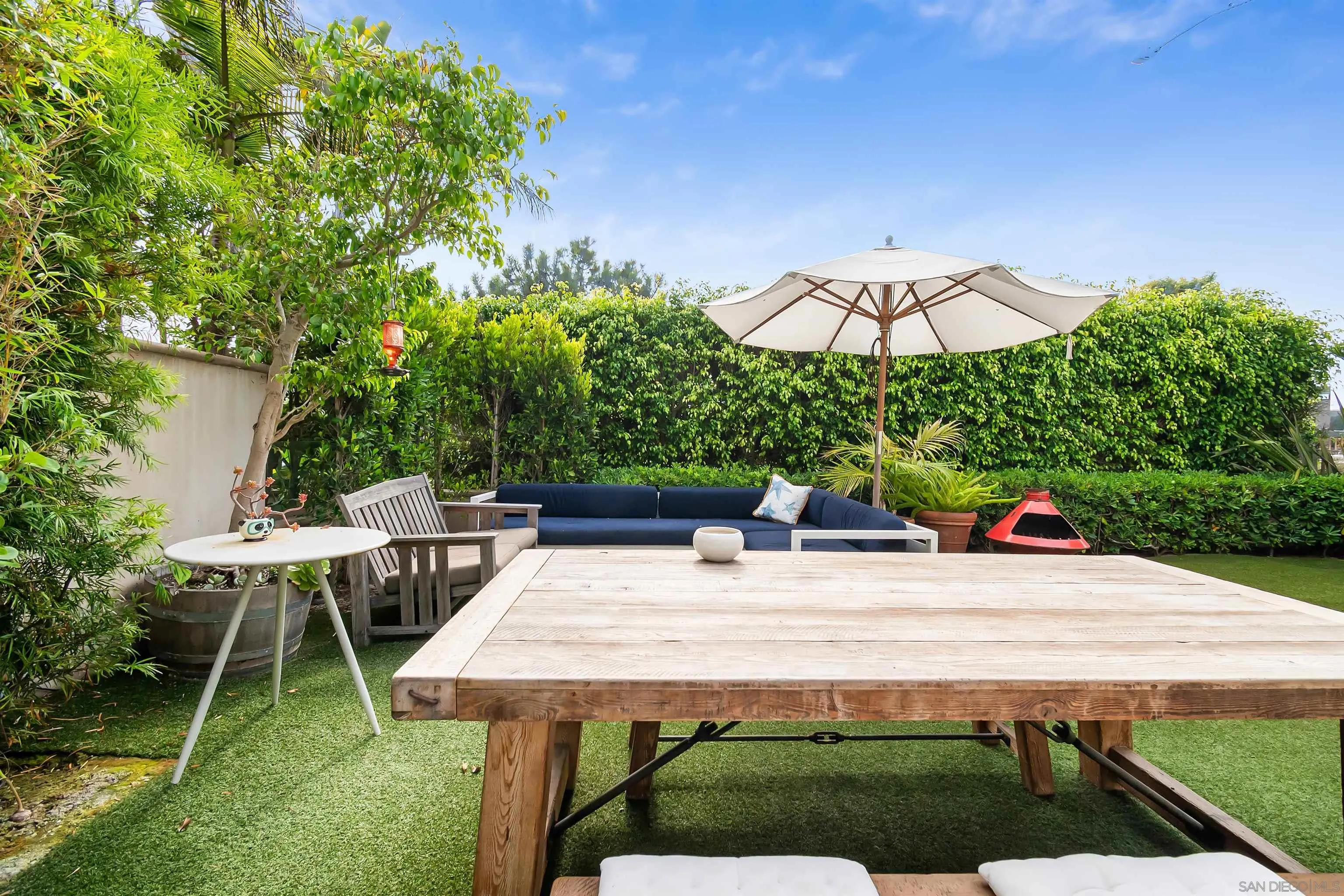 https://cdn.realtyfeed.com/cdn/127/250036566/3f6c570220f261dfb64f74f1ee2fa57e.webp