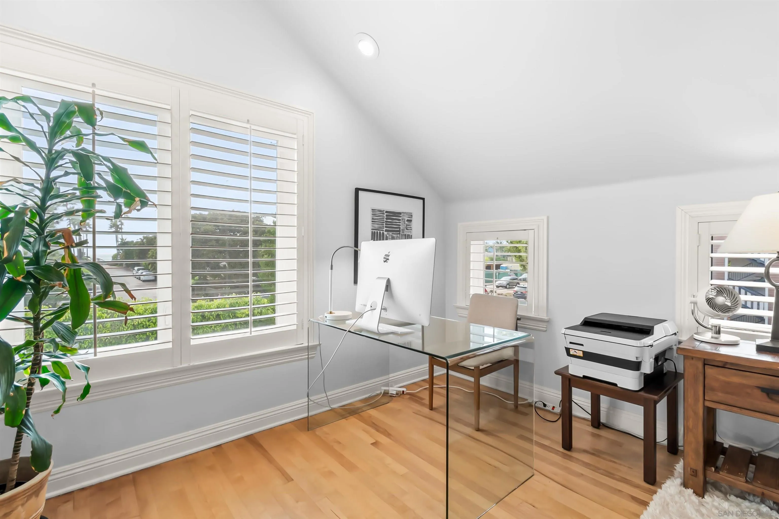 https://cdn.realtyfeed.com/cdn/127/250036566/4ab555d2544253417d73d8cdedeaf7a6.webp