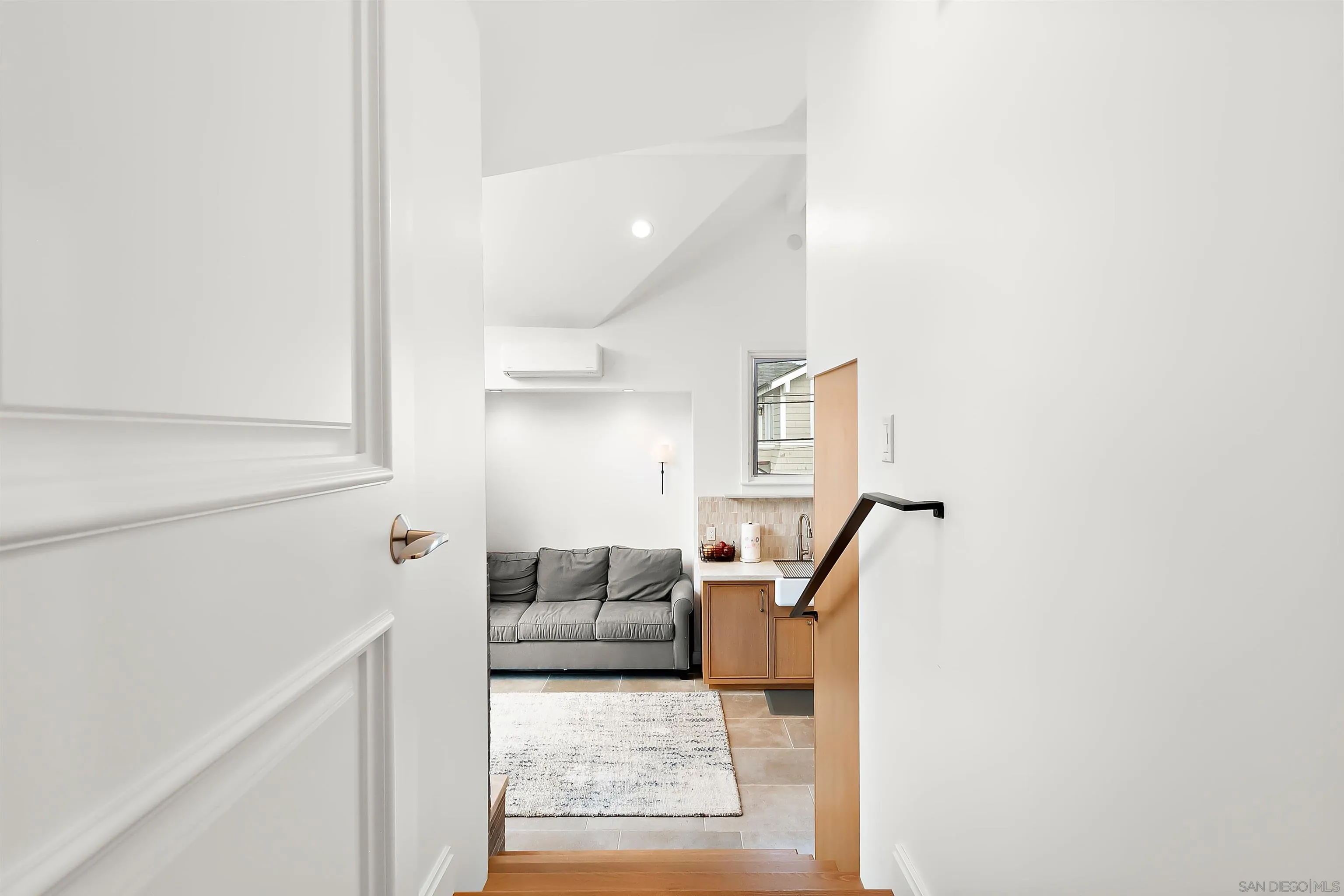 https://cdn.realtyfeed.com/cdn/127/250036566/62fddd9994aae1084a9aaf974e56595e.webp