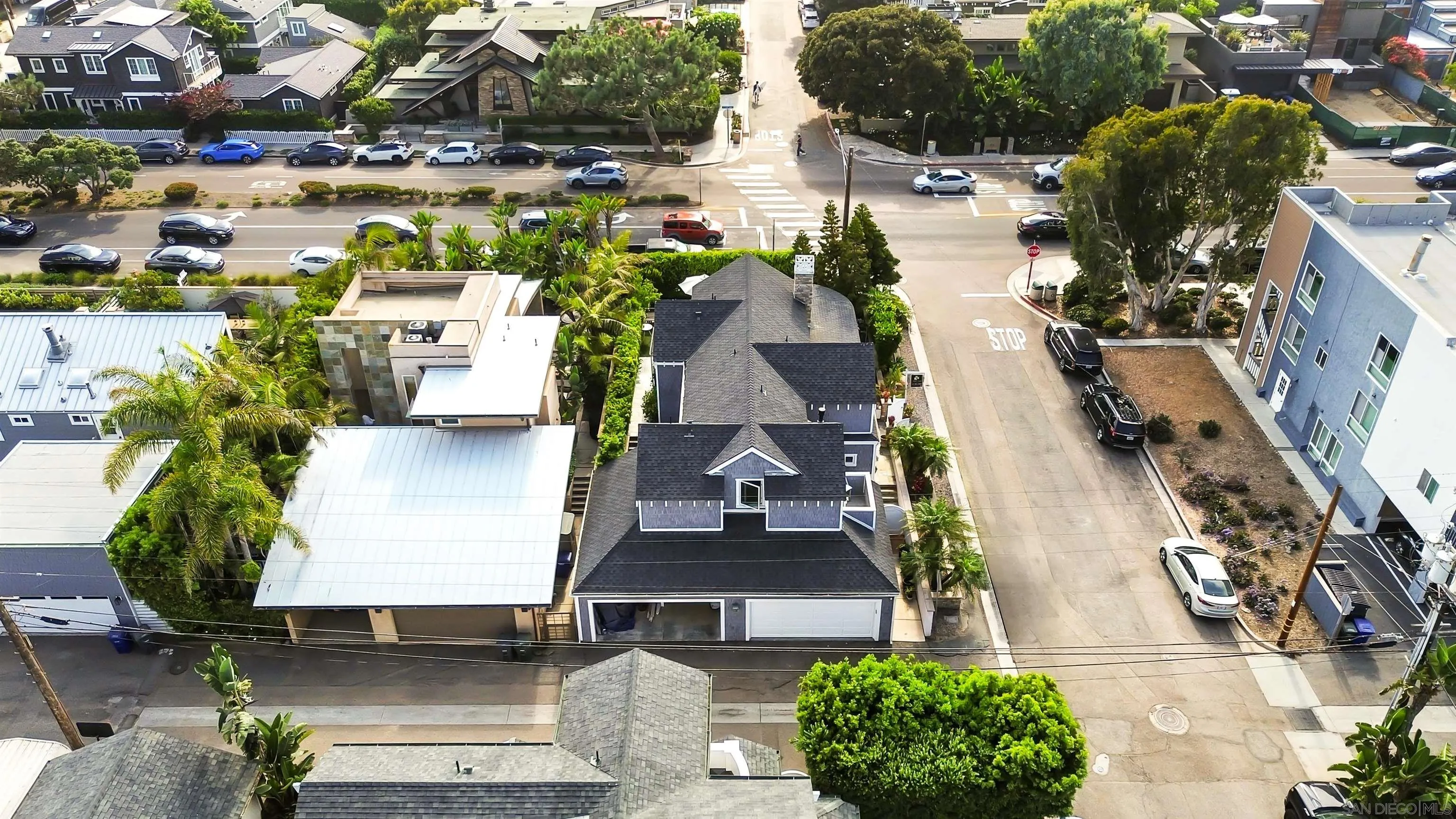 https://cdn.realtyfeed.com/cdn/127/250036566/7414f152095626b0e0aef7bc6d600df6.webp