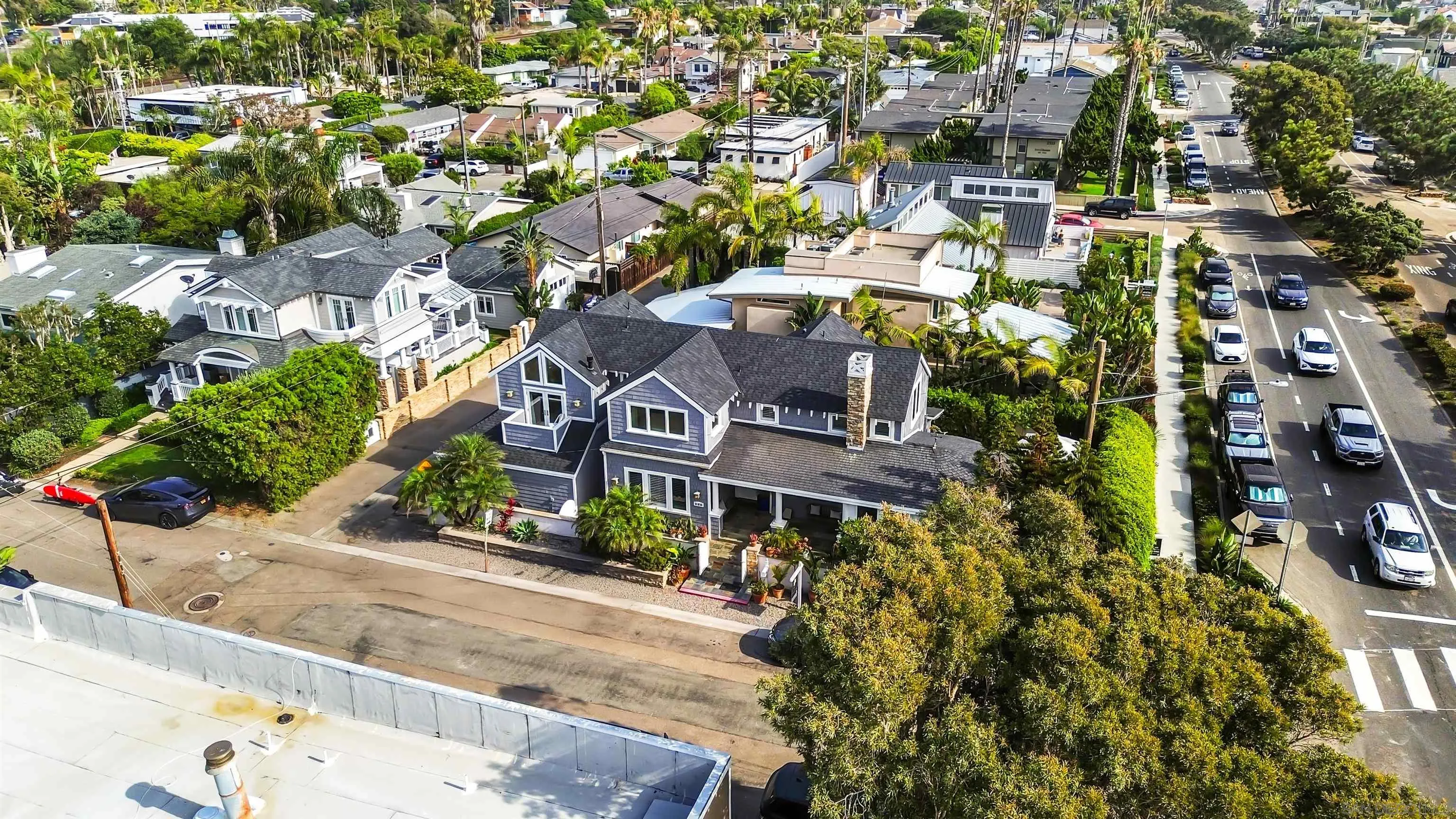 https://cdn.realtyfeed.com/cdn/127/250036566/88be7a5d7a8e7319fe464504731e585d.webp