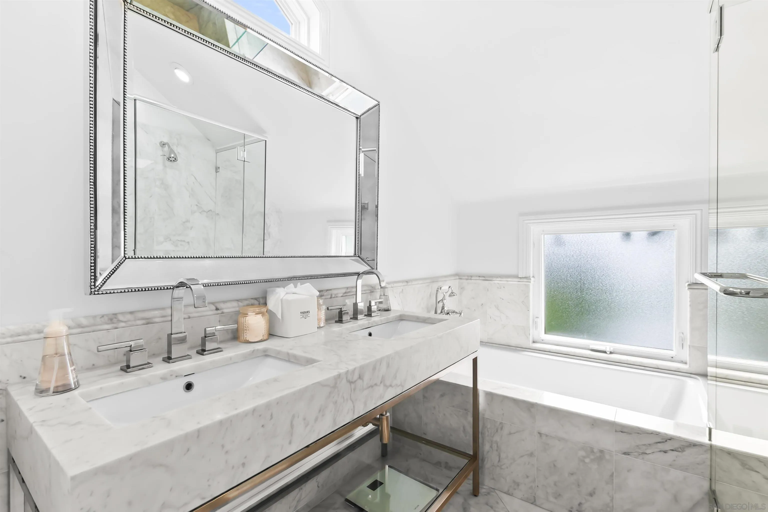 https://cdn.realtyfeed.com/cdn/127/250036566/a878f9af20de9366d5f3e5e97bbbe8a3.webp