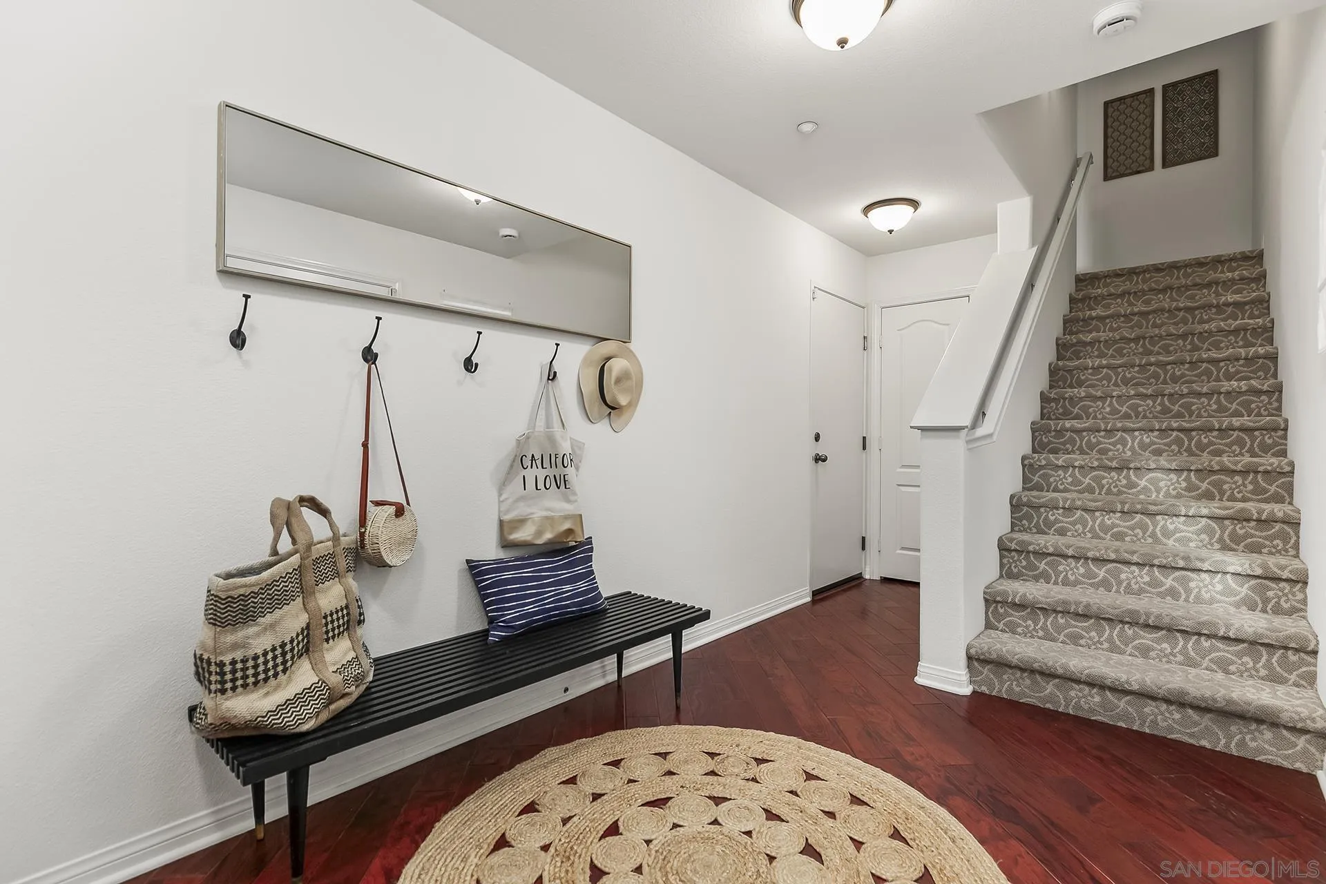 https://cdn.realtyfeed.com/cdn/127/250036568/5bacd5fe836c79b1ada3525b25707320.webp