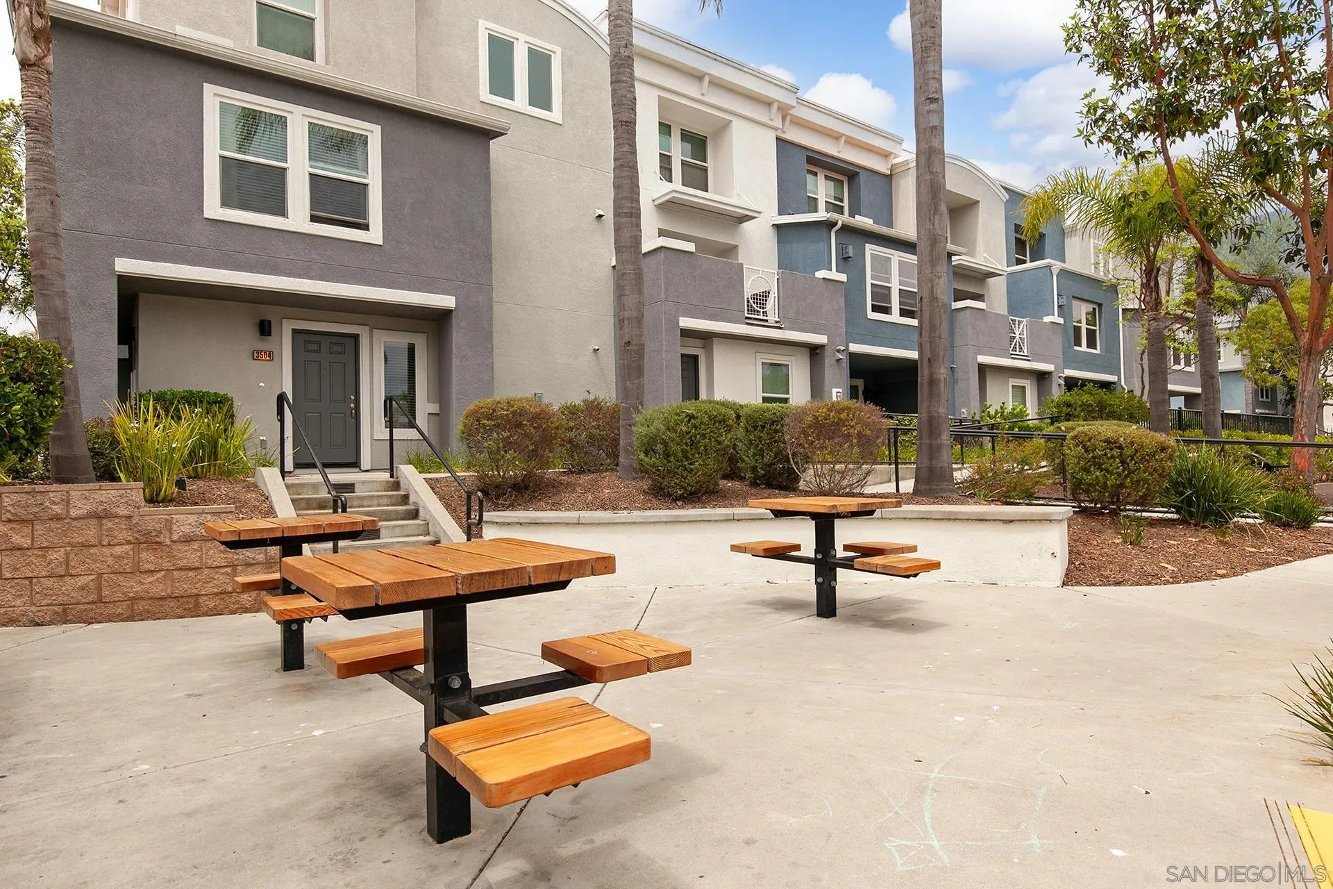 https://cdn.realtyfeed.com/cdn/127/250036568/747fbf1cfedf928fc278702c43c437ab.webp