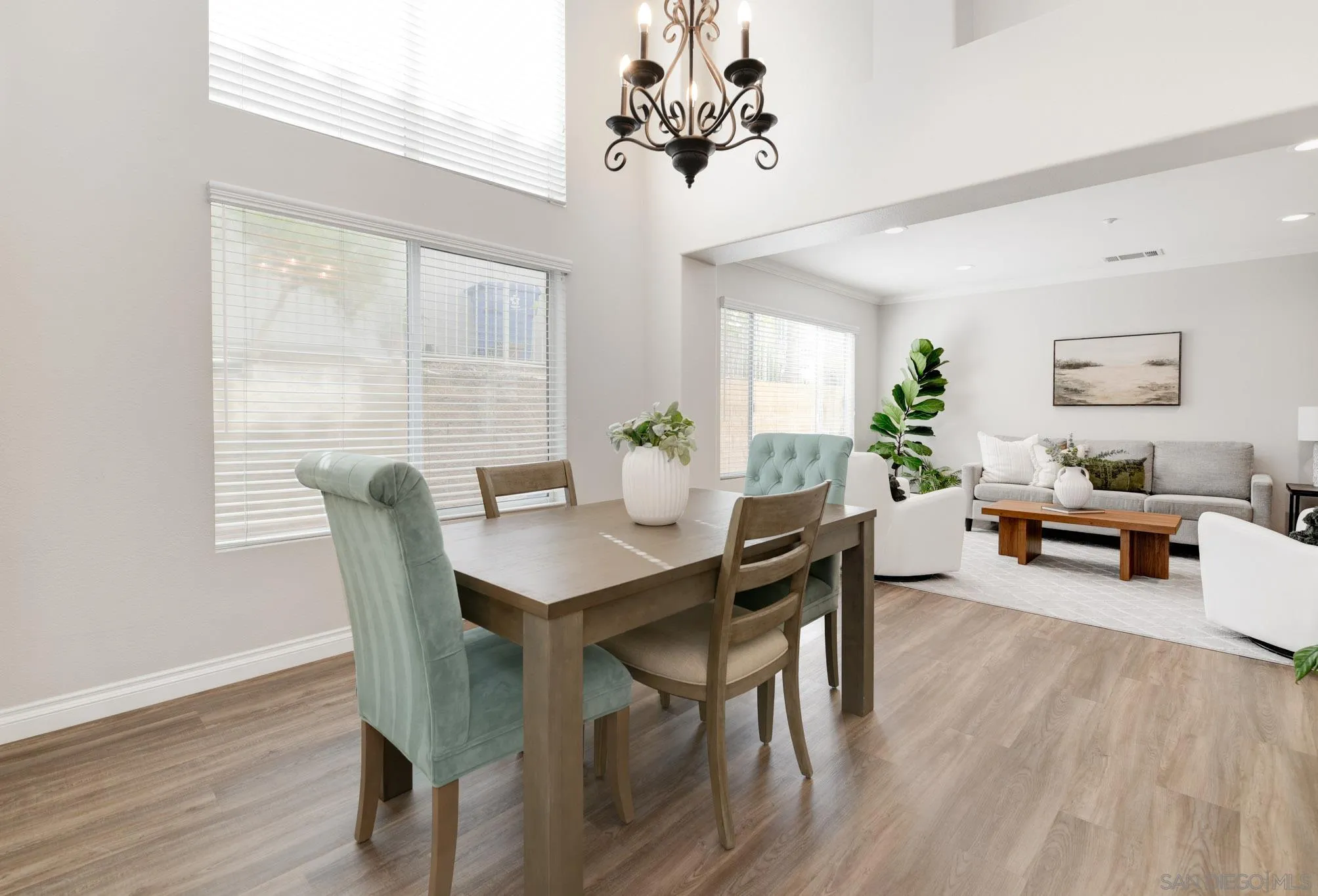 https://cdn.realtyfeed.com/cdn/127/250036570/1ecc1d324e11c8c70efedb2b79301e8c.webp