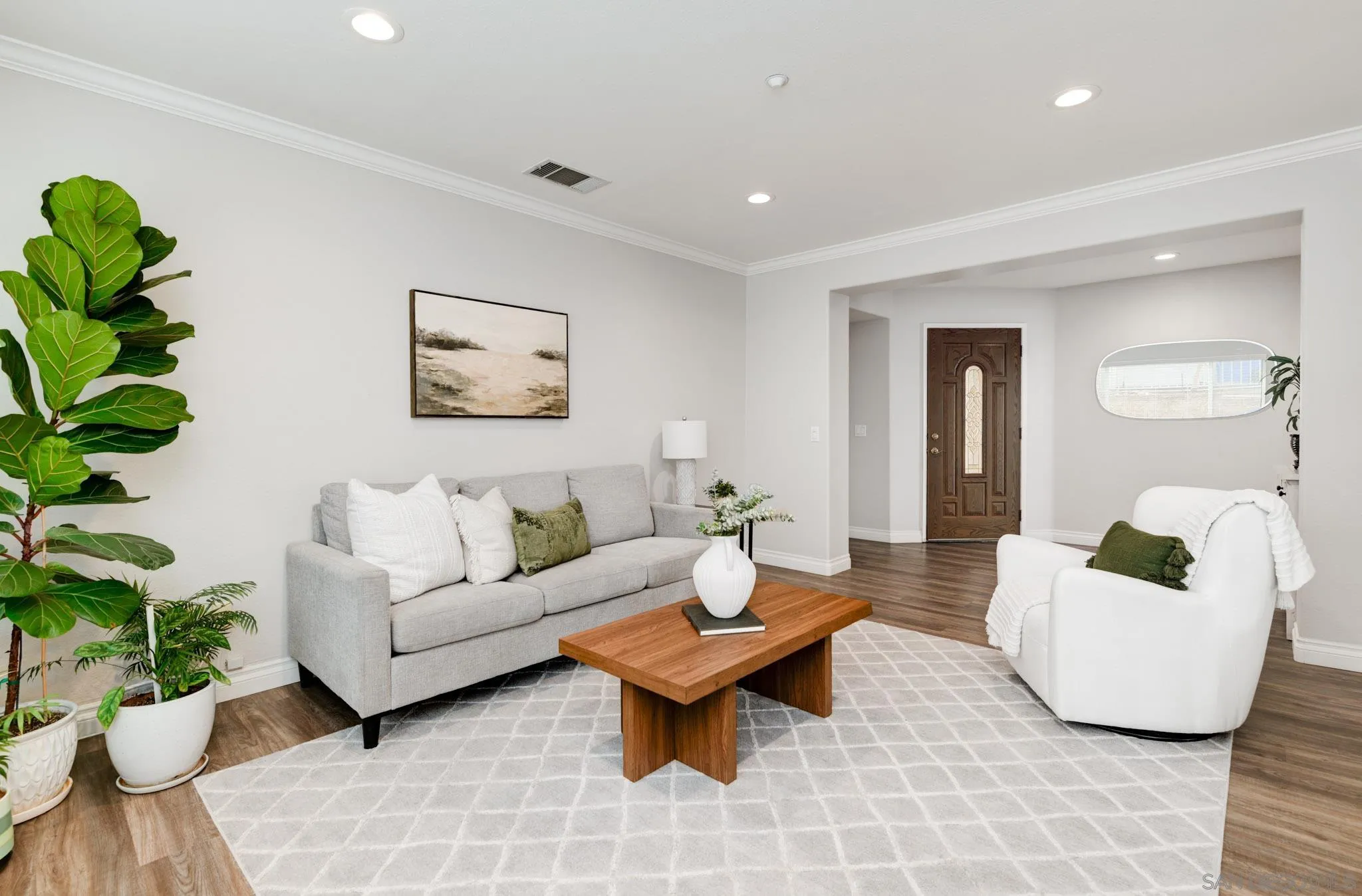 https://cdn.realtyfeed.com/cdn/127/250036570/4cee9b9acd2bfc49e2b705760b61335f.webp