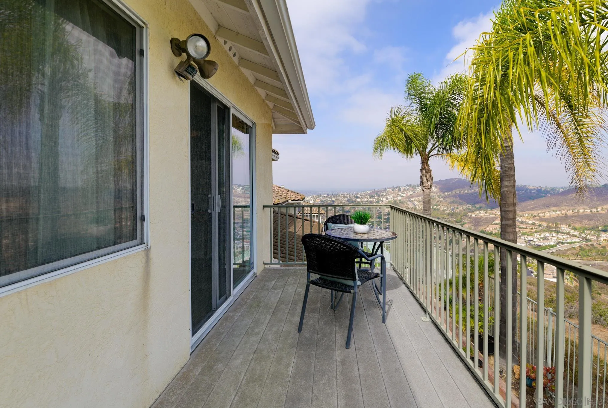 https://cdn.realtyfeed.com/cdn/127/250036570/84d5fe788cf2e68b9ad92267ae357b2e.webp