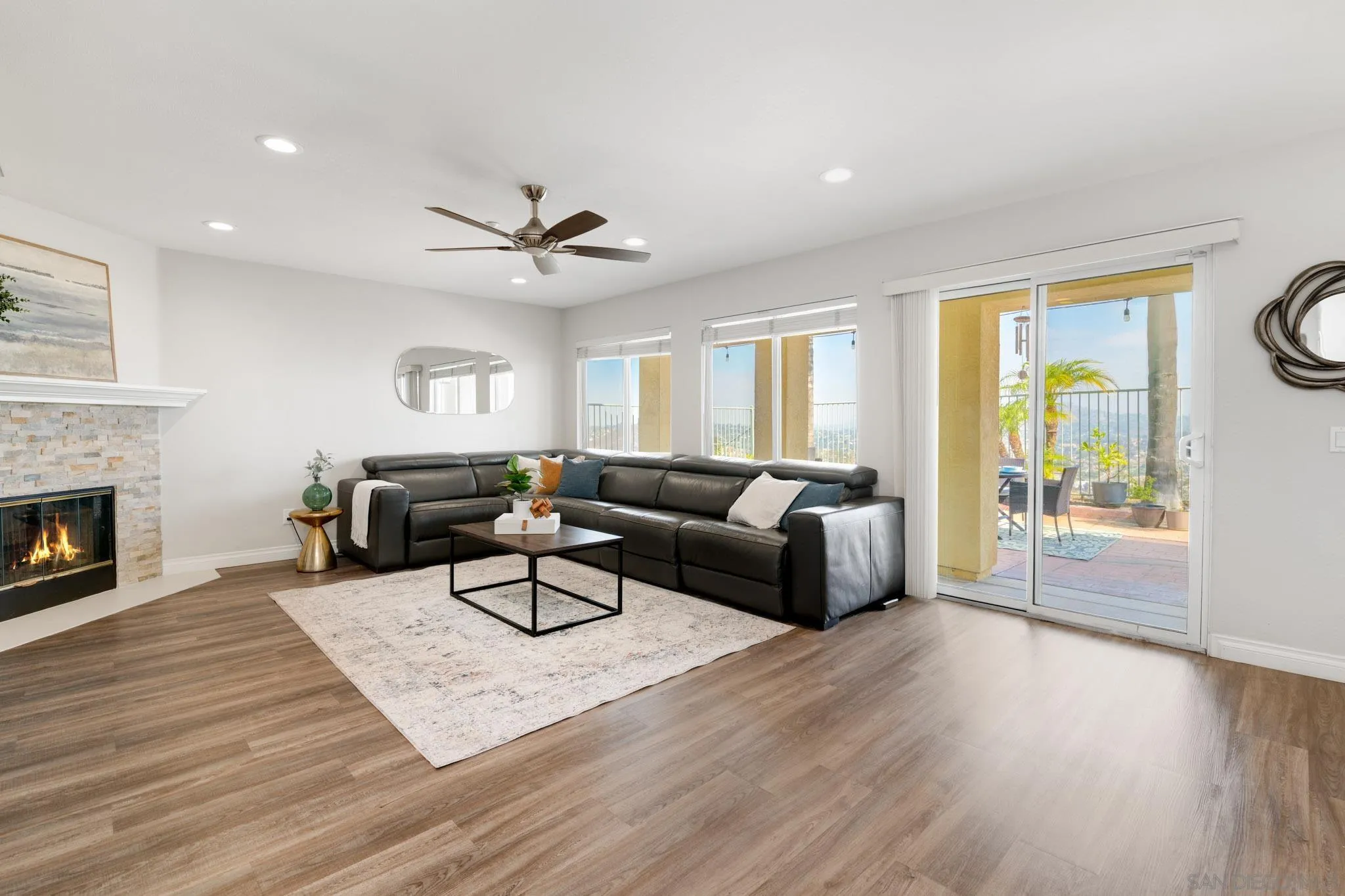 https://cdn.realtyfeed.com/cdn/127/250036570/eac15f502a98838badbaf5314f547f88.webp