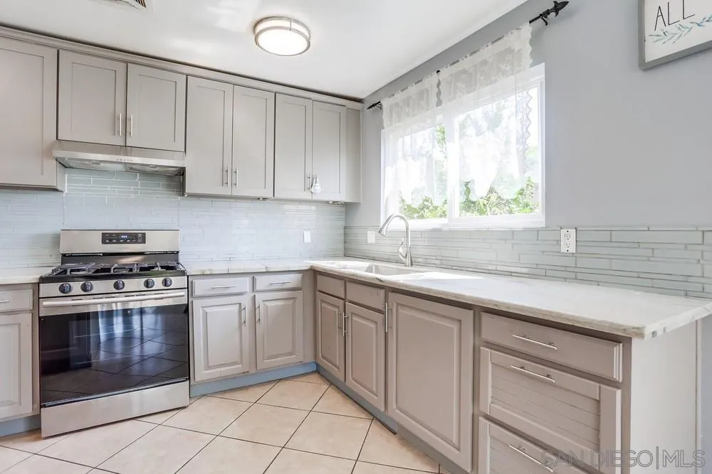 https://cdn.realtyfeed.com/cdn/127/250036571/aee5a9b9c70b39366fa4f54faf85ef34.webp