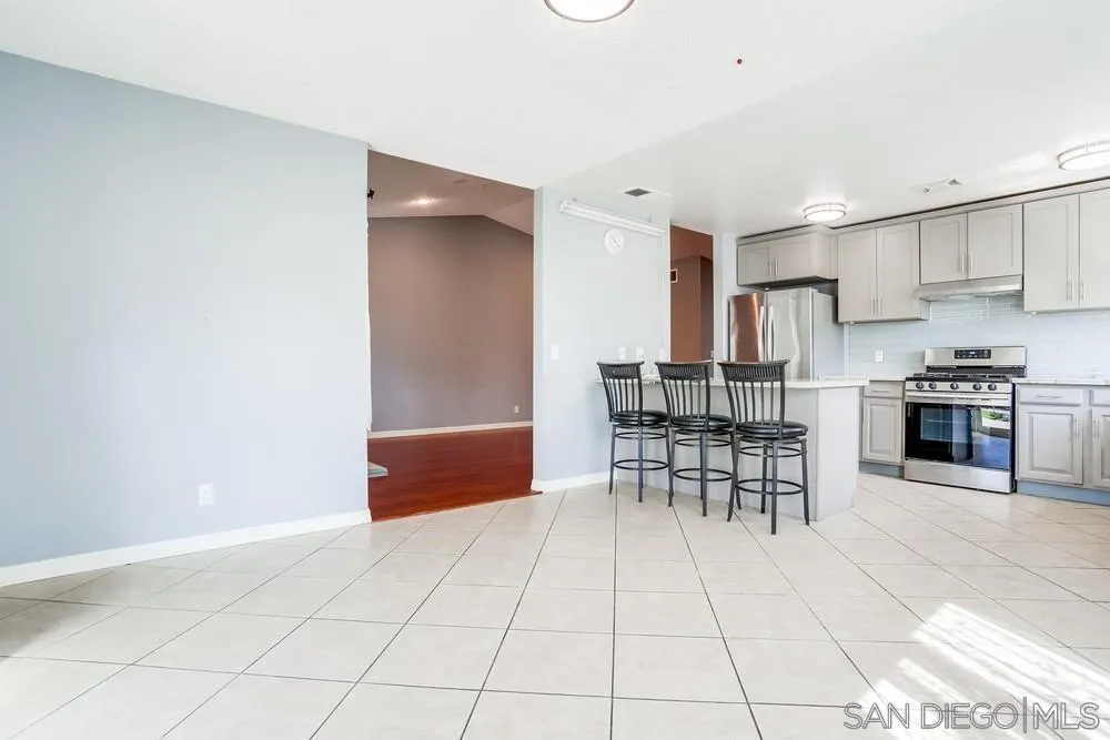 https://cdn.realtyfeed.com/cdn/127/250036571/afb095d46591672233c3f5f069fcd61a.webp