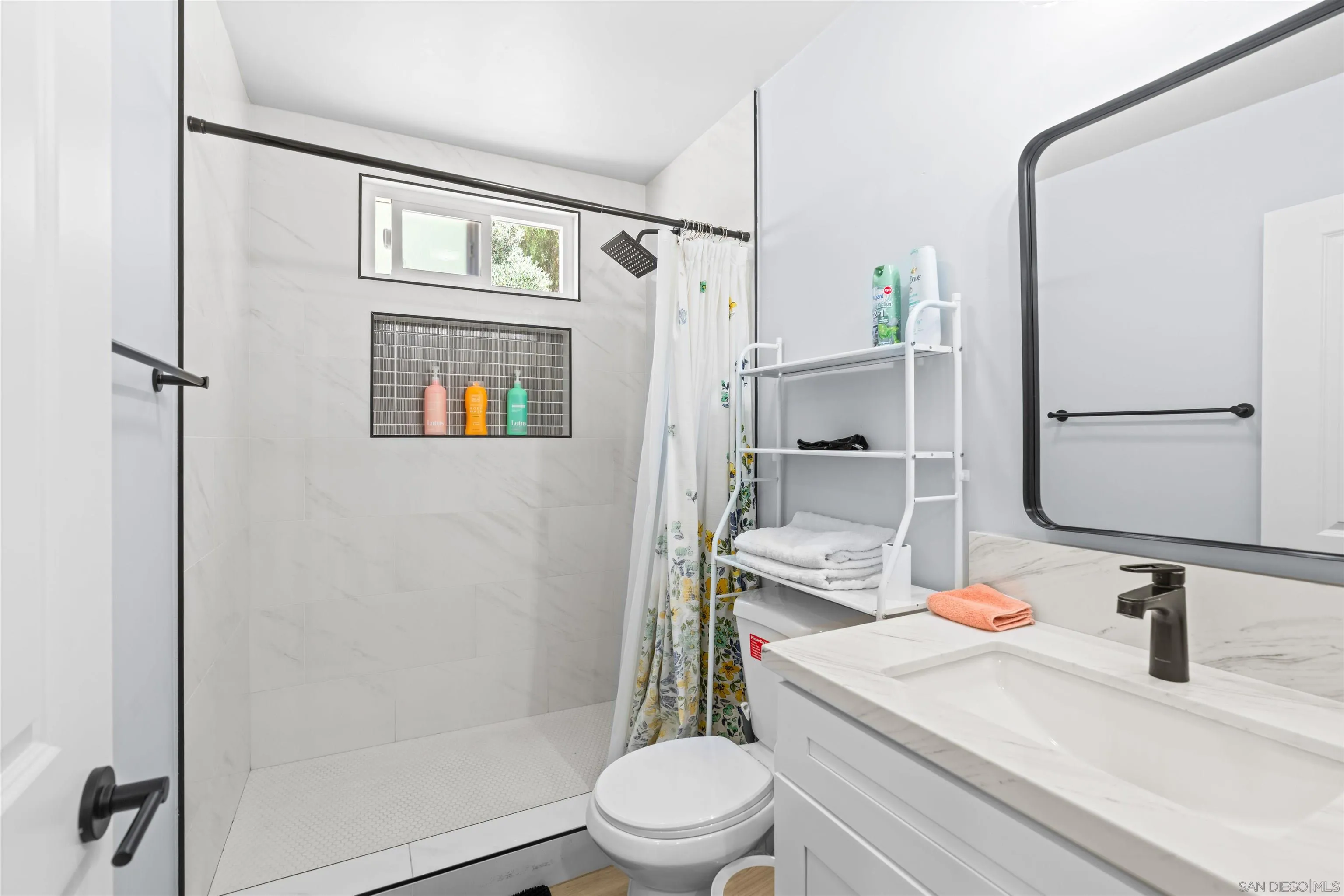 https://cdn.realtyfeed.com/cdn/127/250036575/9bef3486608fd0827bd1d1e990c92086.webp