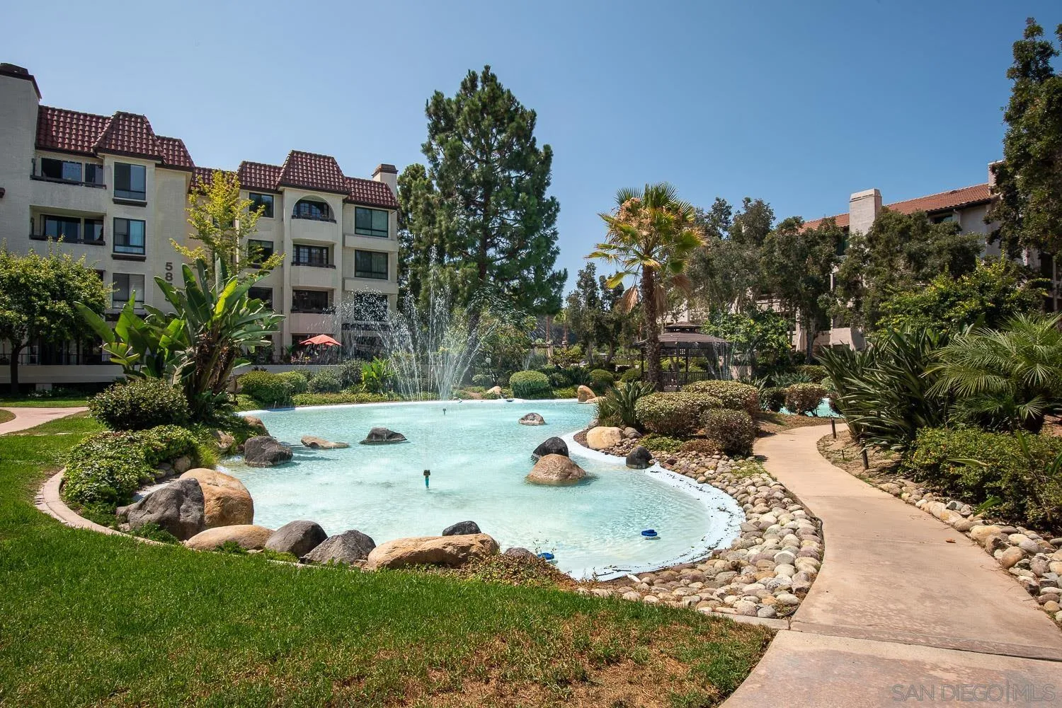 https://cdn.realtyfeed.com/cdn/127/250036577/7295468358b6d77fb4c7647c59674d7f.webp