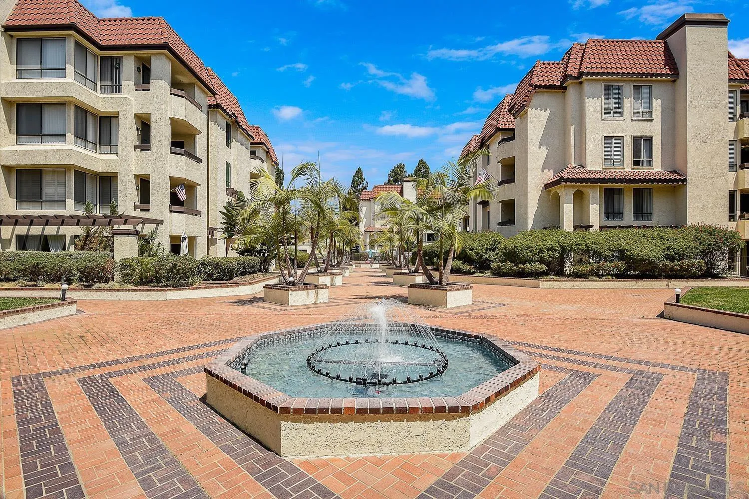https://cdn.realtyfeed.com/cdn/127/250036577/df37d8e1805bf9512b99c88ee46ff7f2.webp